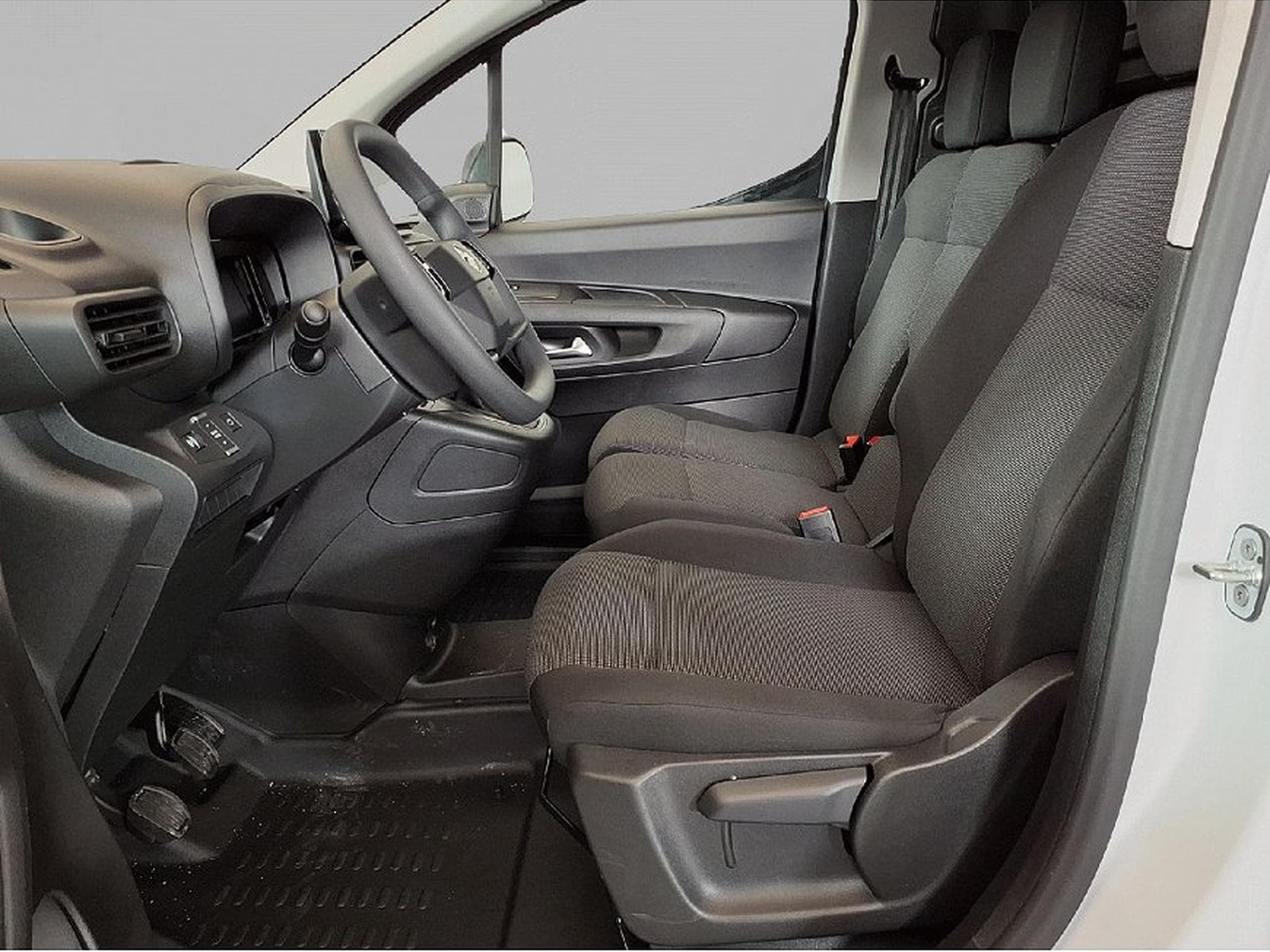 Opel Combo (2026) - Foto 9