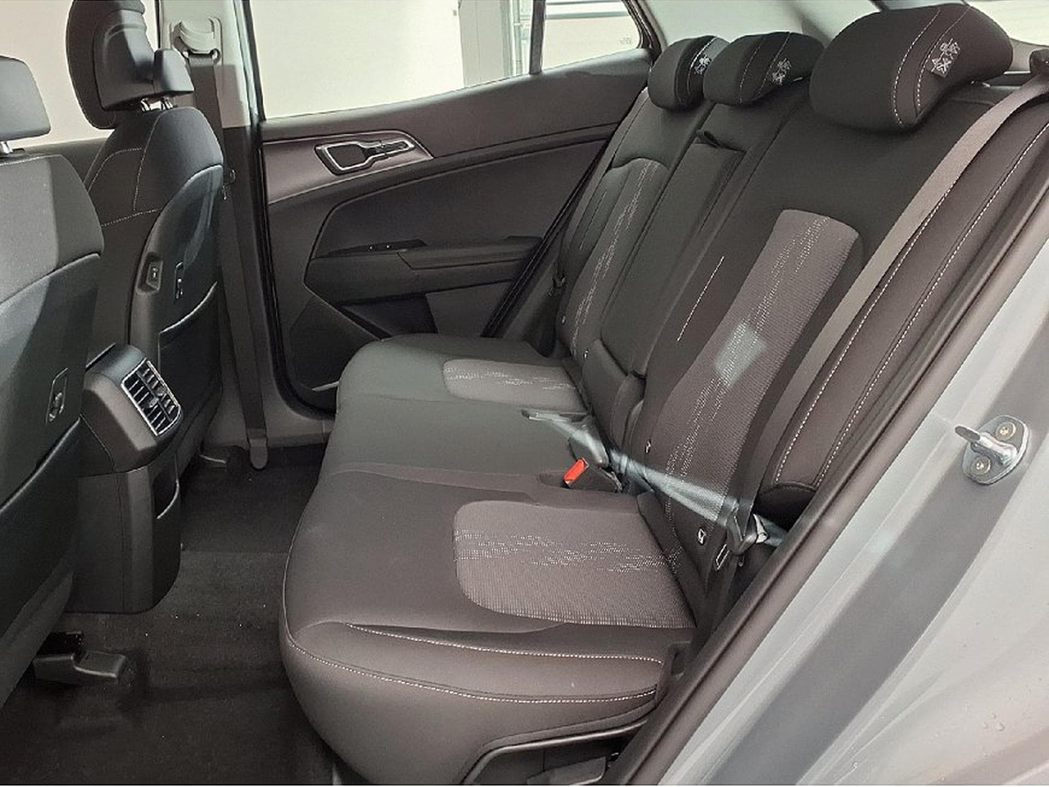 Kia Sportage (2026) - Foto 10