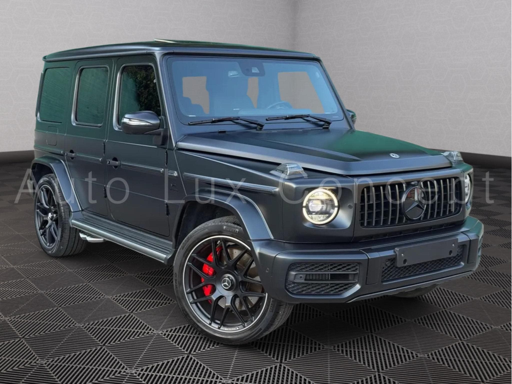 Mercedes G 63 AMG SUPERIOR Line (2023) - Photo 2