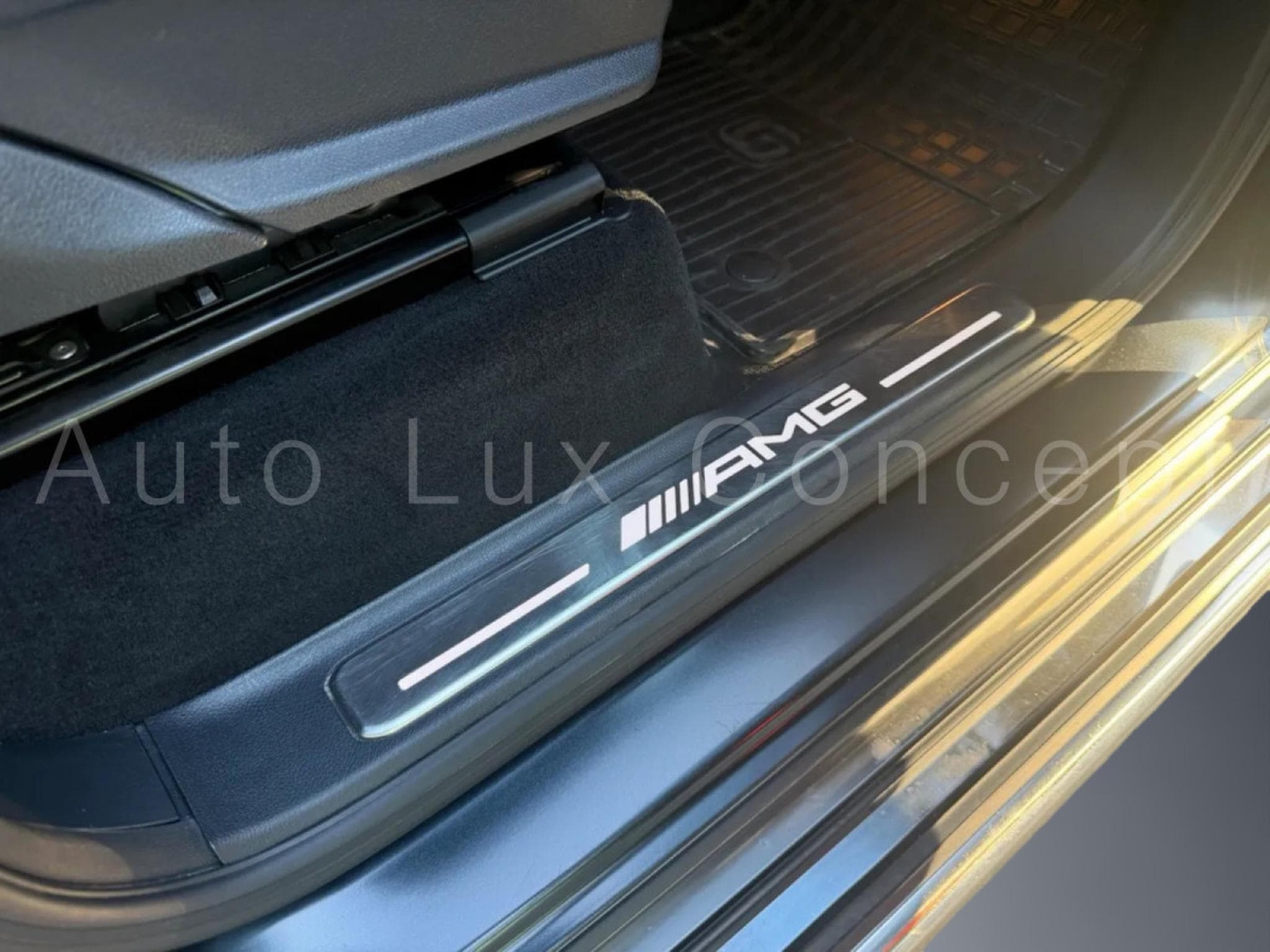 Mercedes G 63 AMG SUPERIOR Line (2023) - Photo 20