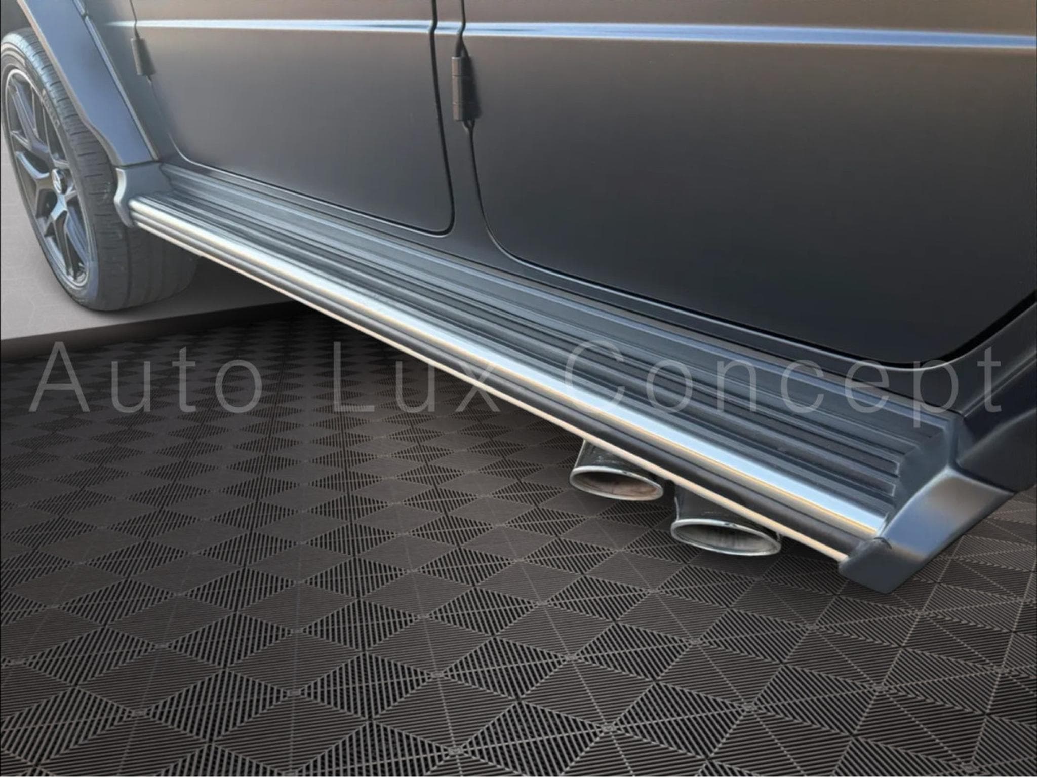 Mercedes G 63 AMG SUPERIOR Line (2023) - Photo 27