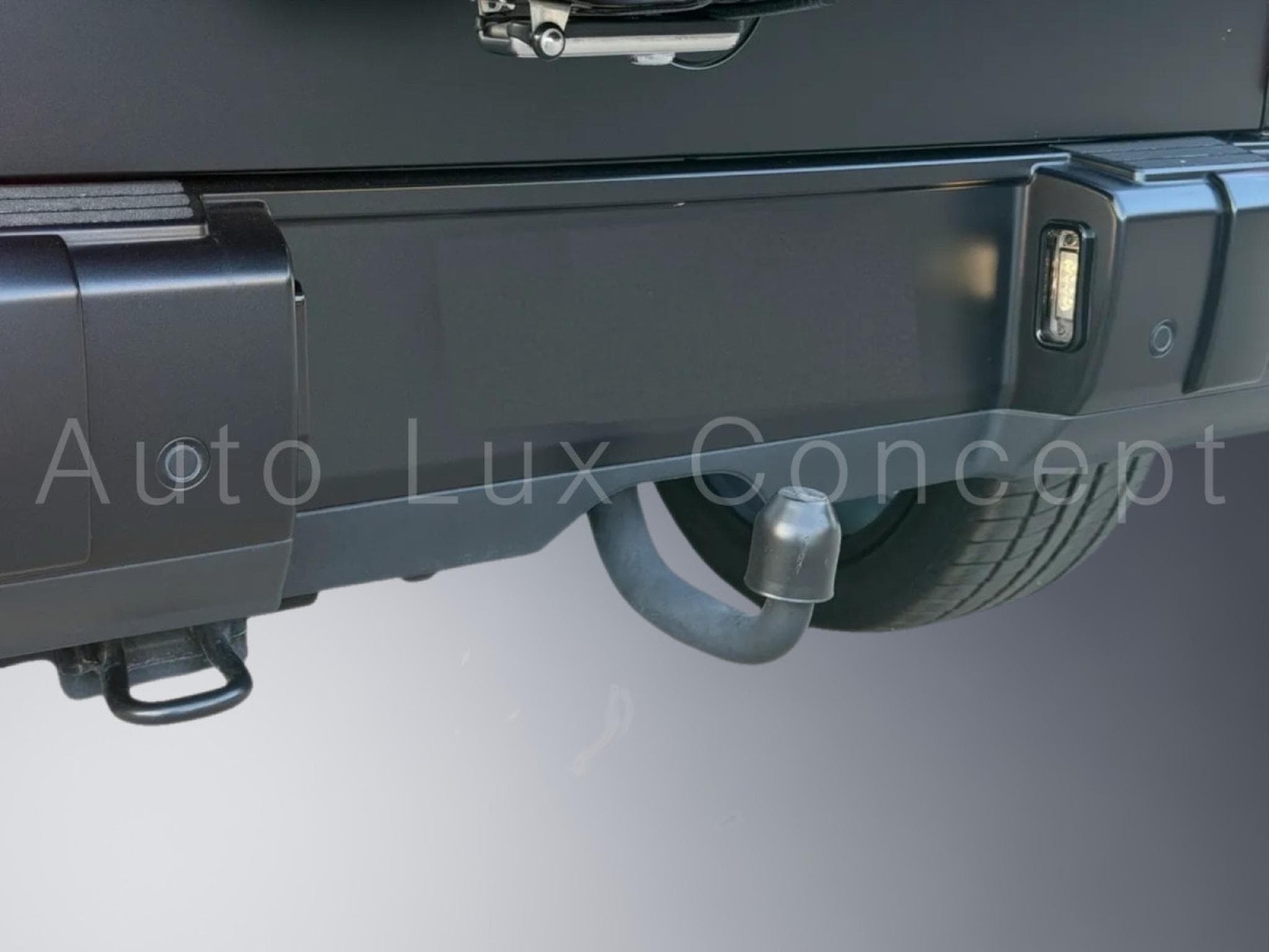 Mercedes G 63 AMG SUPERIOR Line (2023) - Photo 28