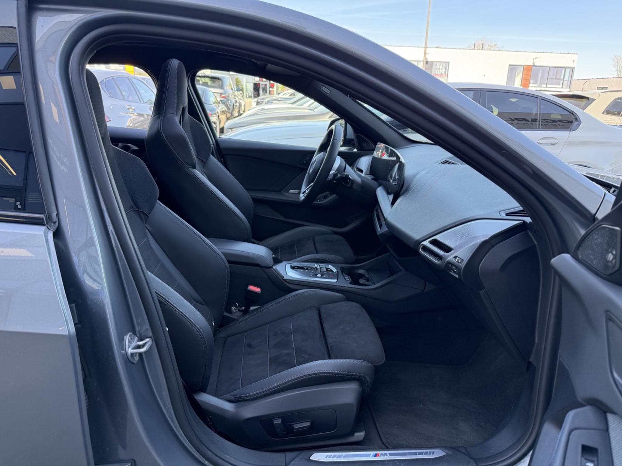 BMW 120 I M SPORT / M SEATS/ (2025) - Photo 17