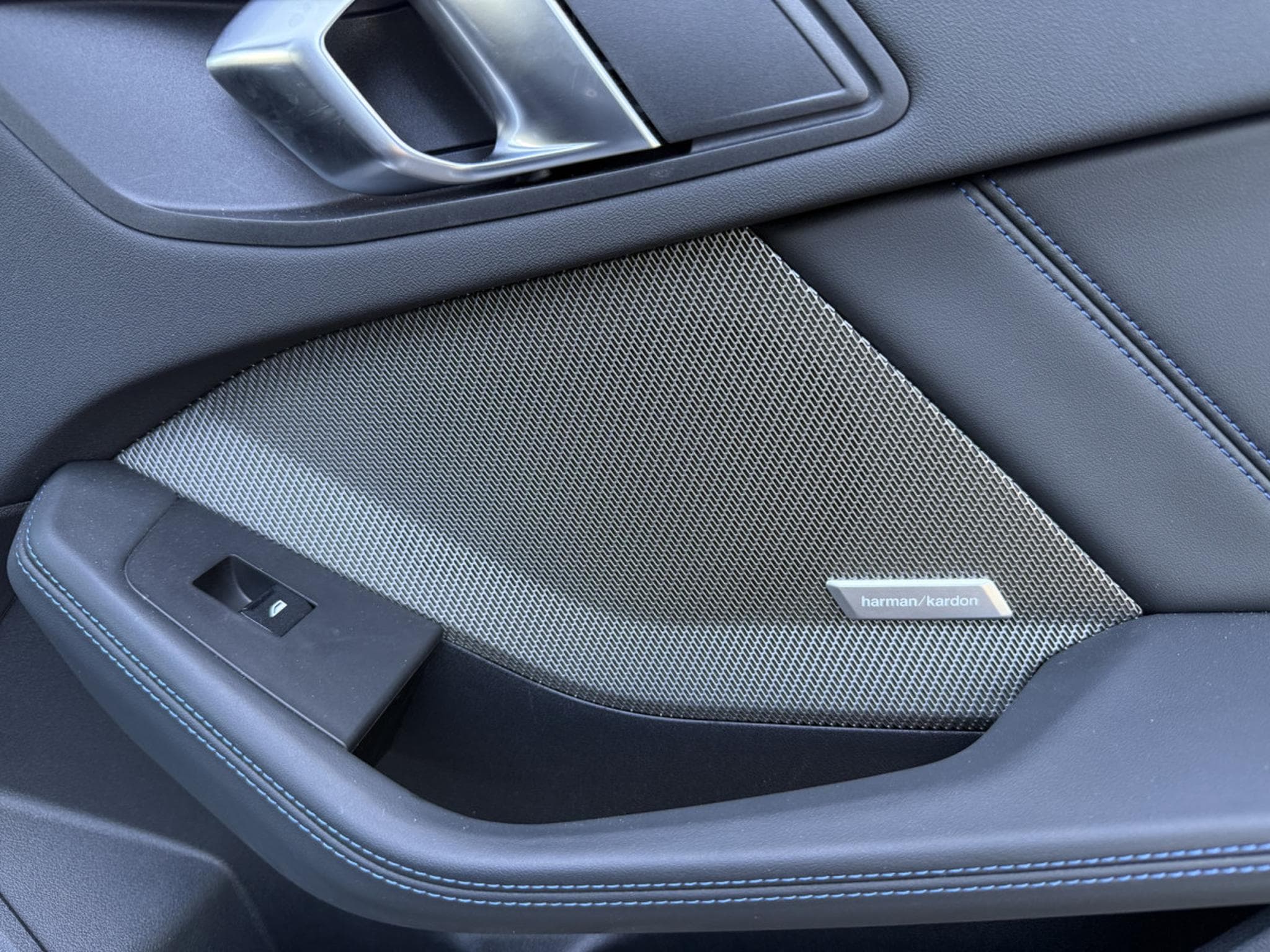 BMW 120 I M SPORT / M SEATS/ (2025) - Photo 22