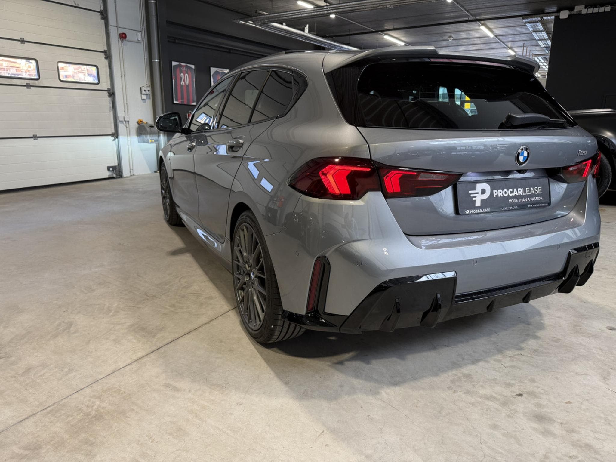 BMW 120 I M SPORT / M SEATS/ (2025) - Photo 7