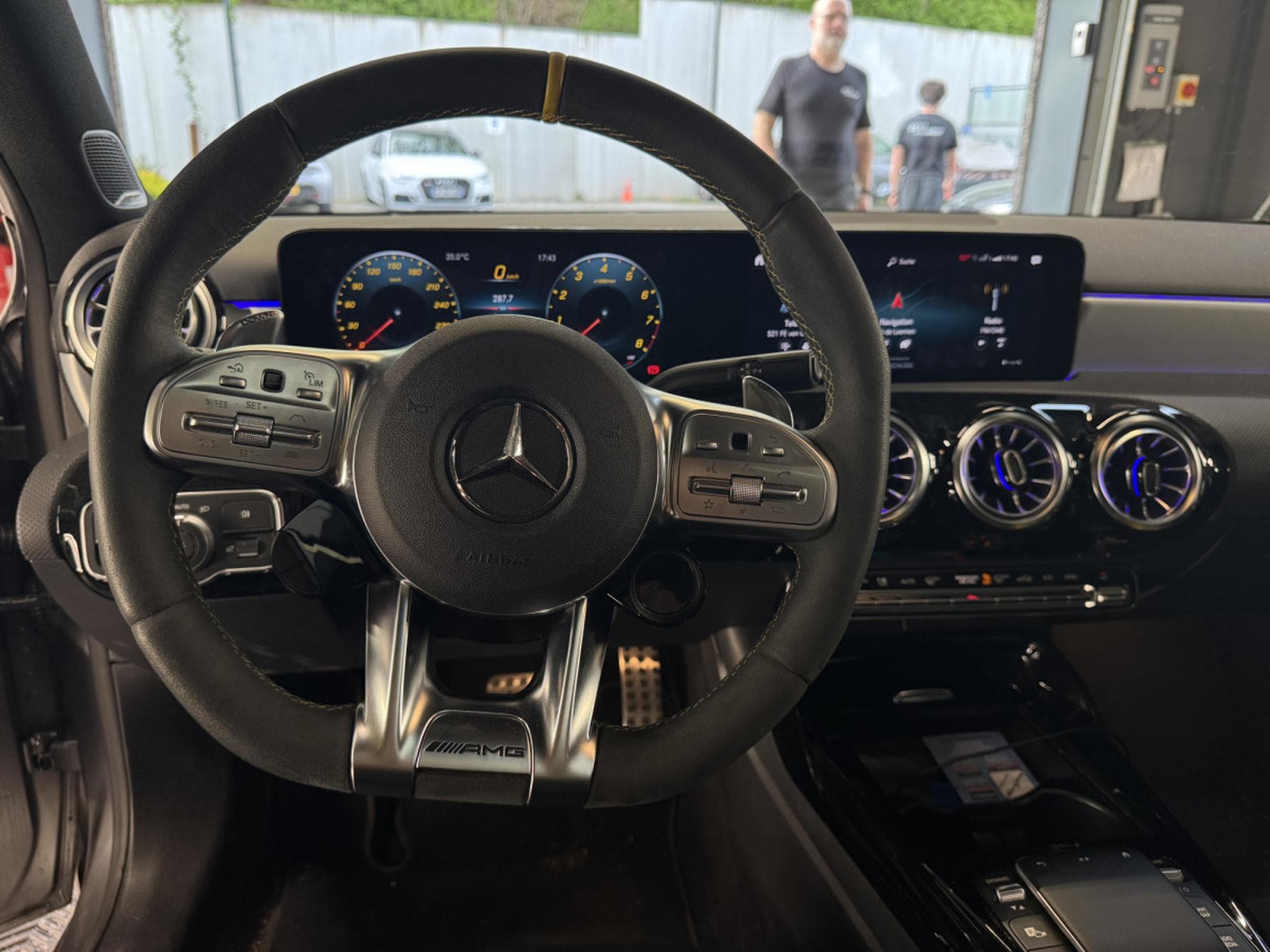 Mercedes A 45 AMG S (2023) - Photo 8