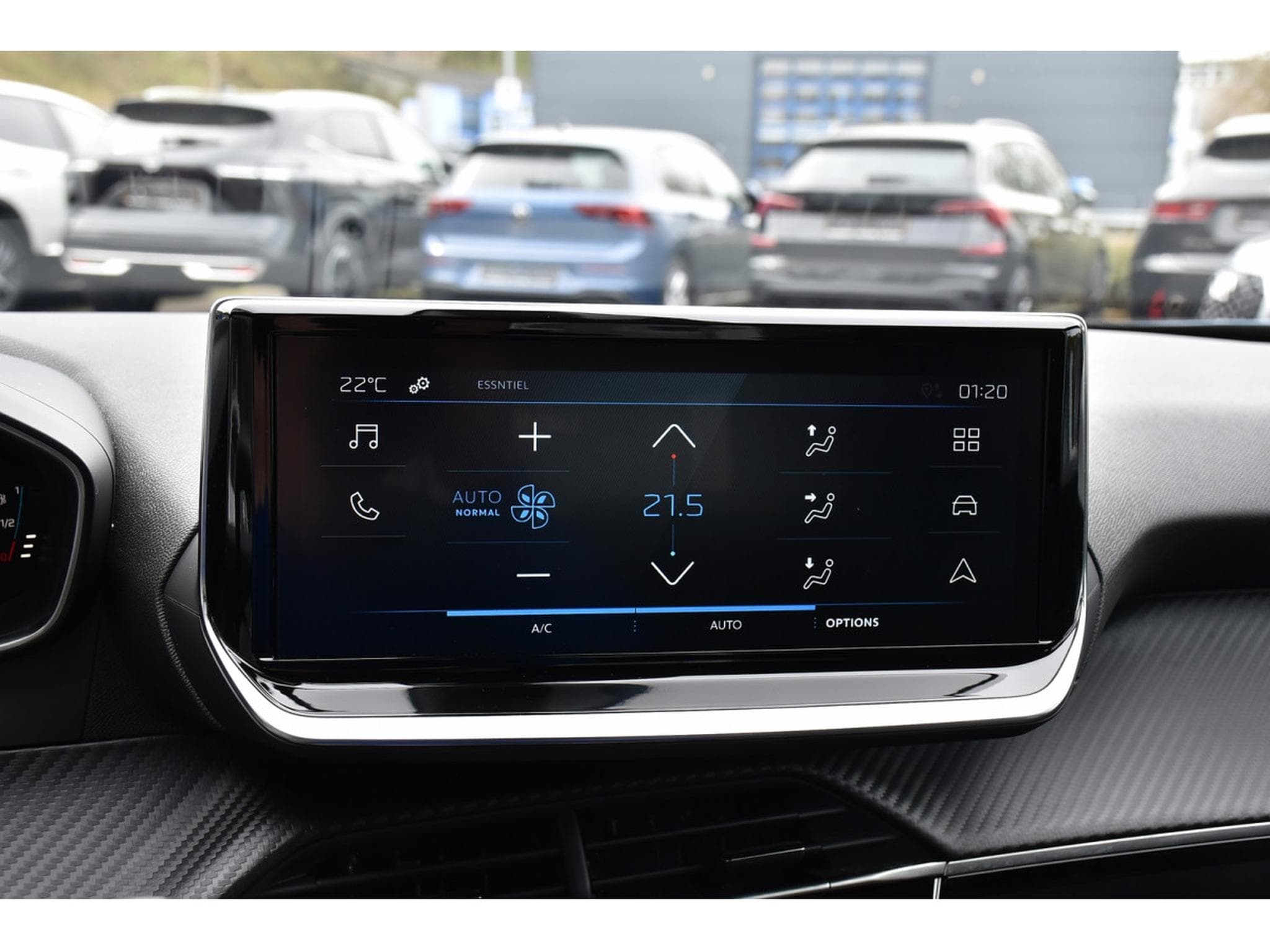 Peugeot 2008 1.2 Hybrid 145 e-DCS6 Style REGUL LANE PDC 1° MAIN (2025) - Photo 14