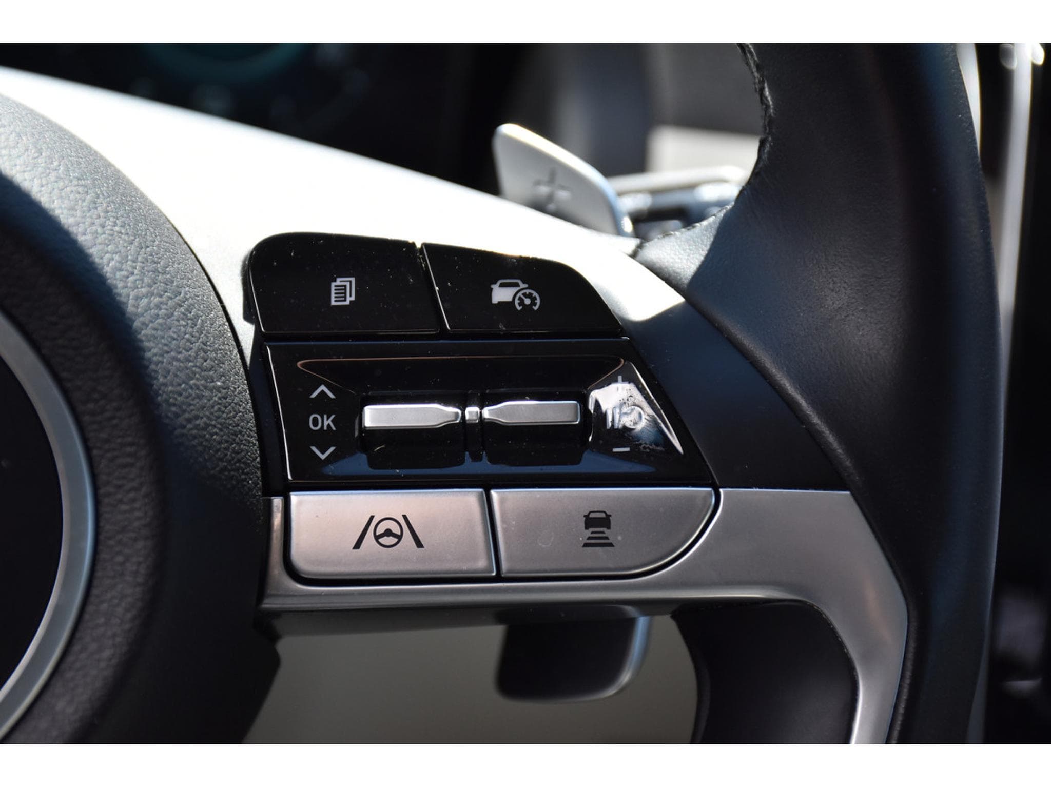 Hyundai Tucson 1.6 T-GDI PHEV 4WD Shine Sensation PANO MEMO CAM360 1° MAIN (2021) - Photo 24