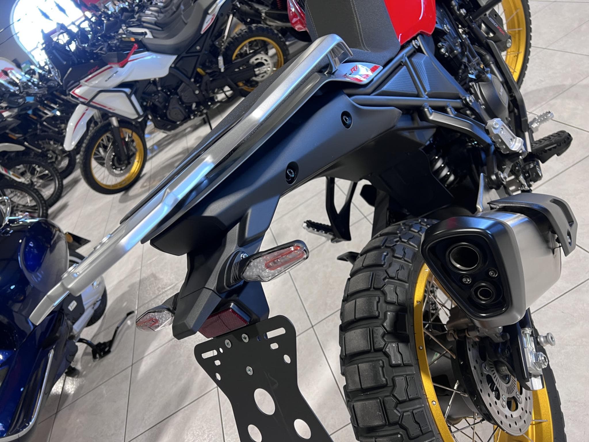 QJmotor SRT 450 RX RX (2026) - Foto 5