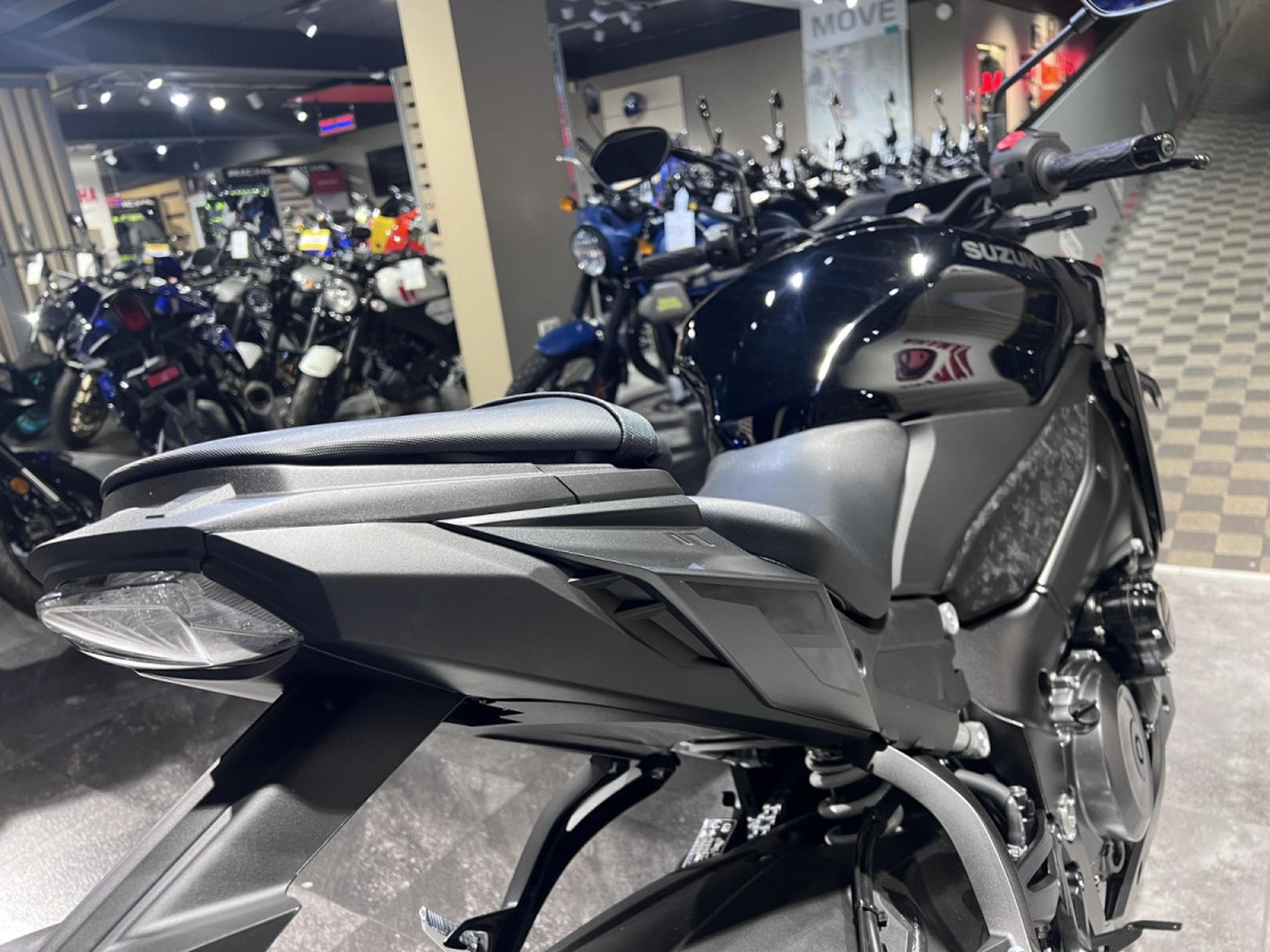 Suzuki GSX-S (2026) - Photo 5