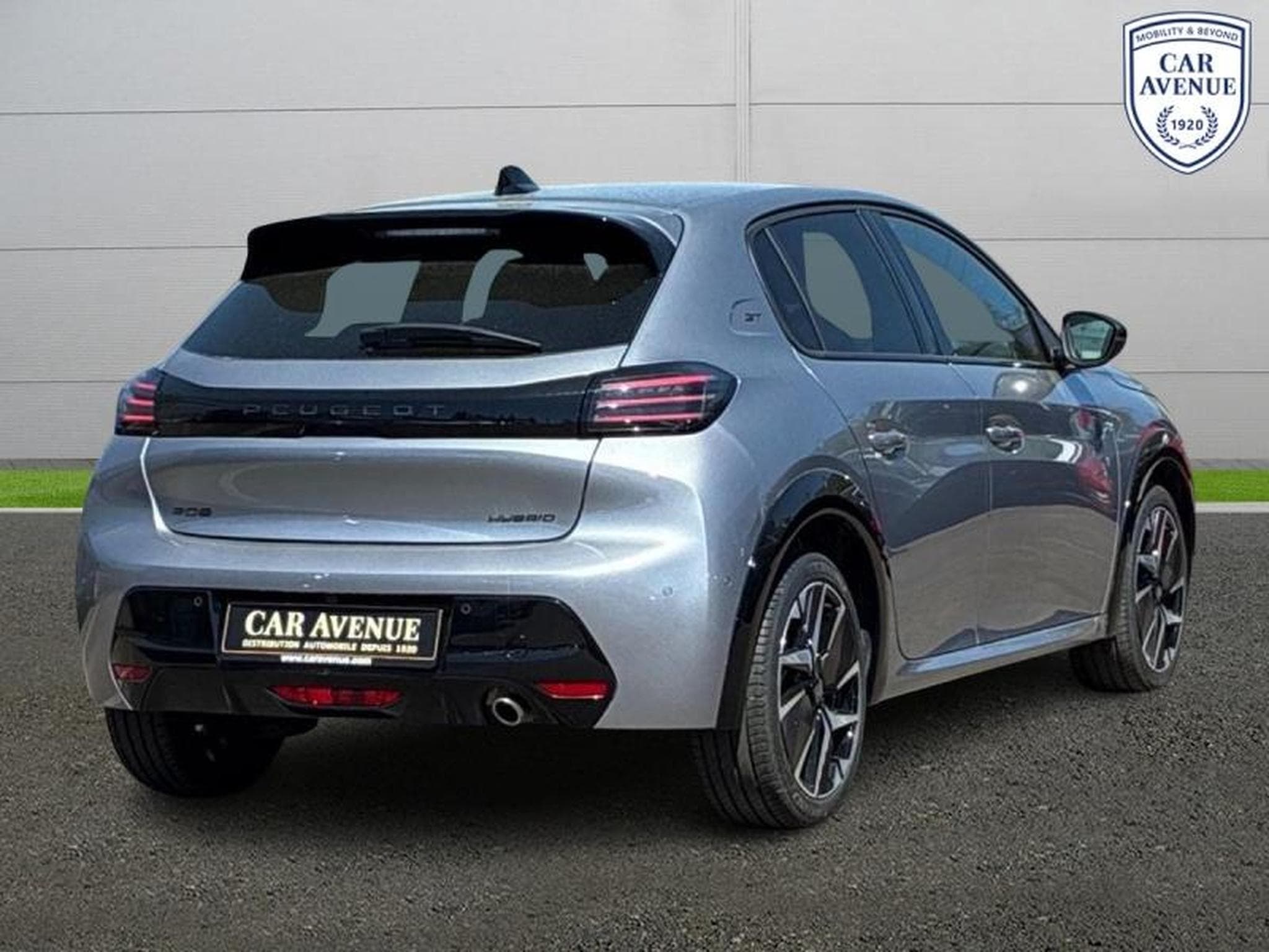 PEUGEOT 208 1.2 Hybrid 100ch GT e-DCS6 (2024) - Photo 2