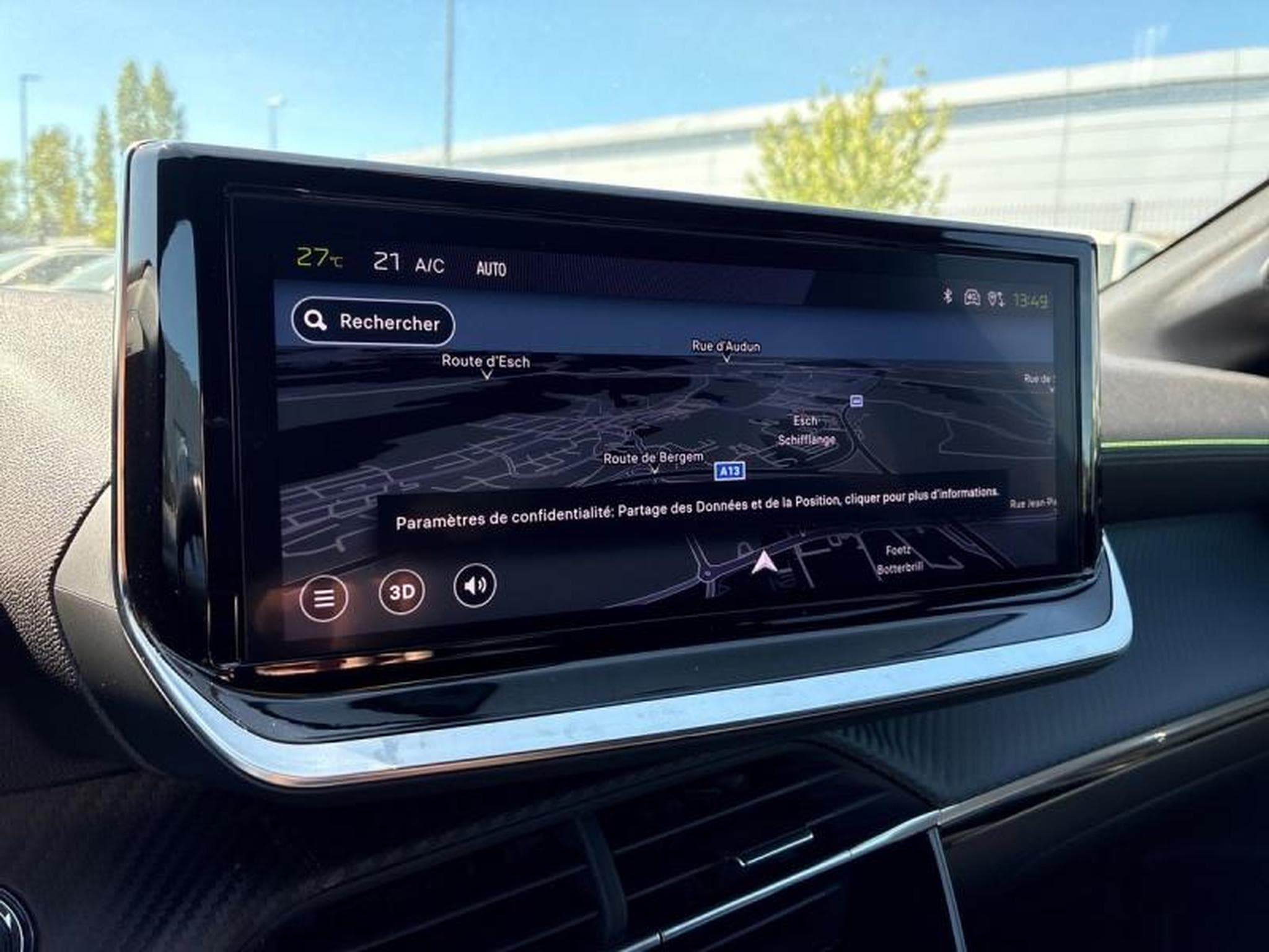 PEUGEOT 208 1.2 Hybrid 100ch GT e-DCS6 (2024) - Photo 6