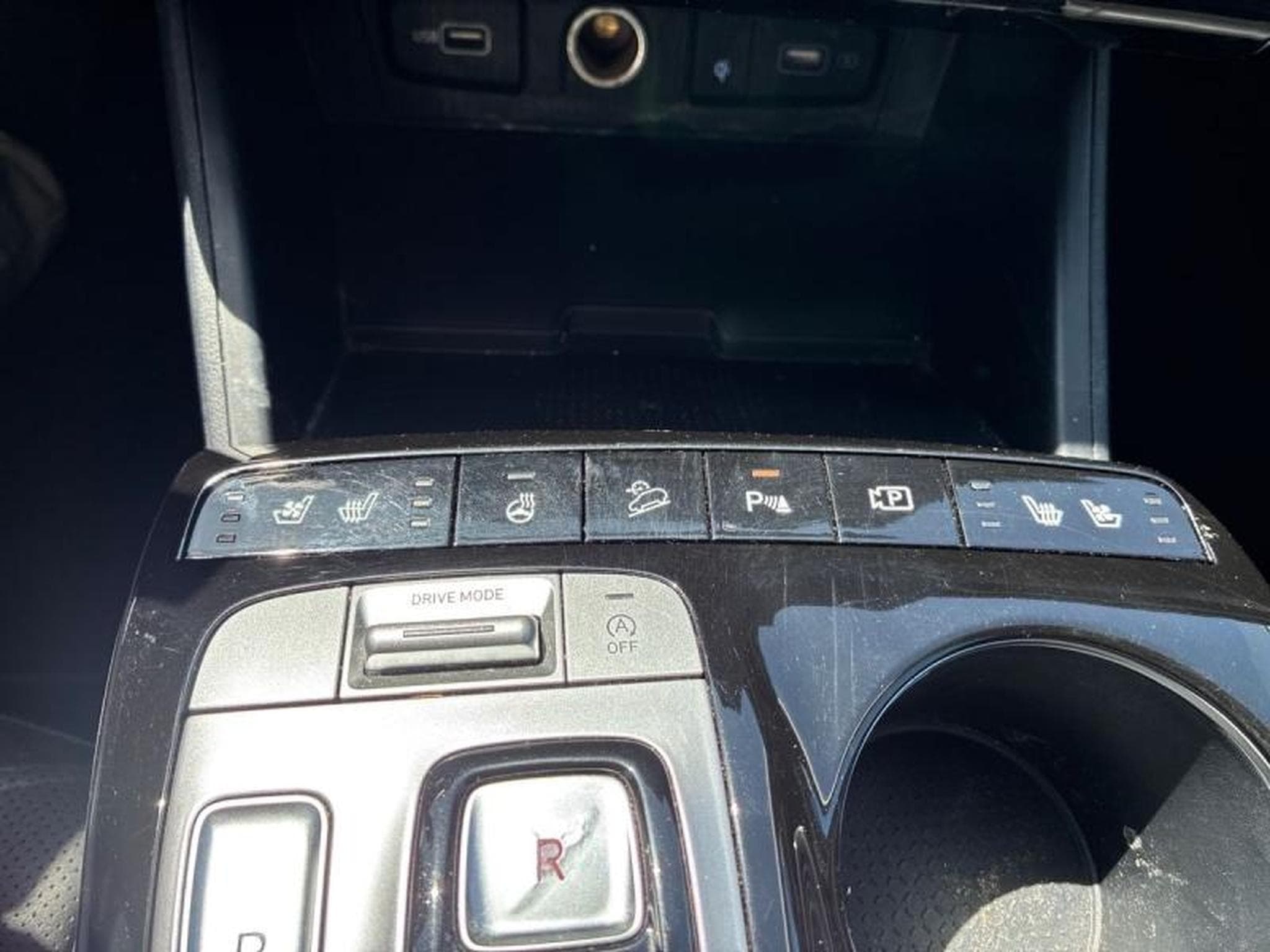 HYUNDAI Tucson 1.6 CRDI 136ch Hybrid 48V Executive DCT7 (2023) - Photo 9