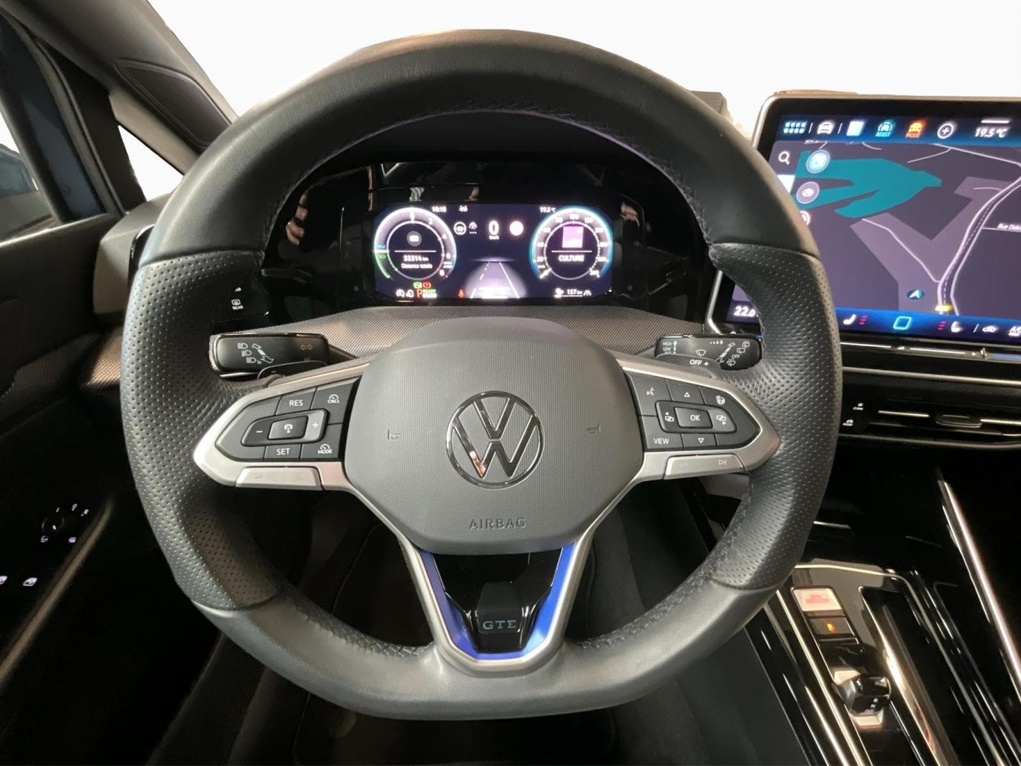 VW Golf GTE+DSG+AHK (2024) - Foto 10