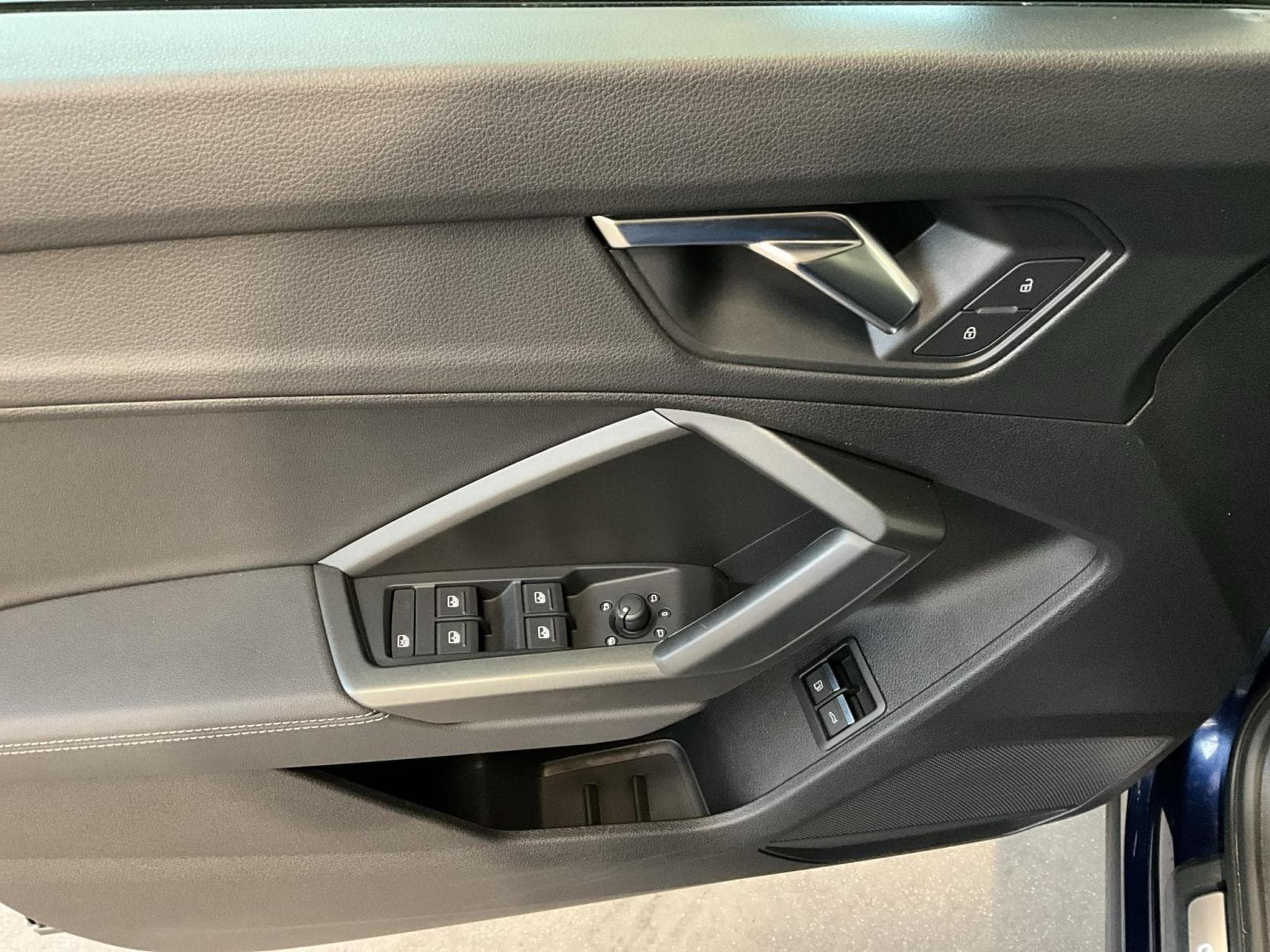 Audi Q3 SB+S-Line+PHEV+45TFSI+S-Tronic (2022) - Photo 14