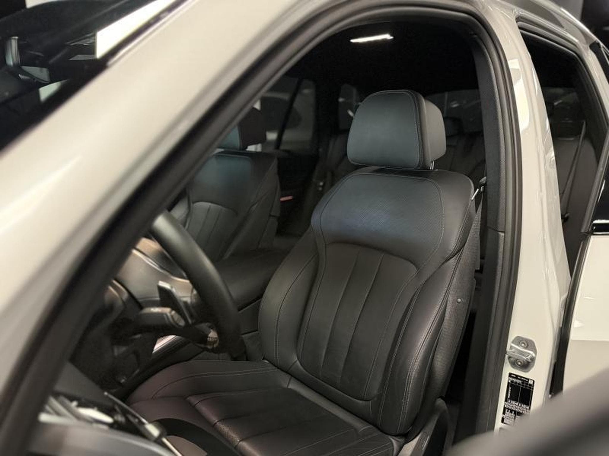 BMW X5 30d xDrive M Sport (2019) - Photo 11