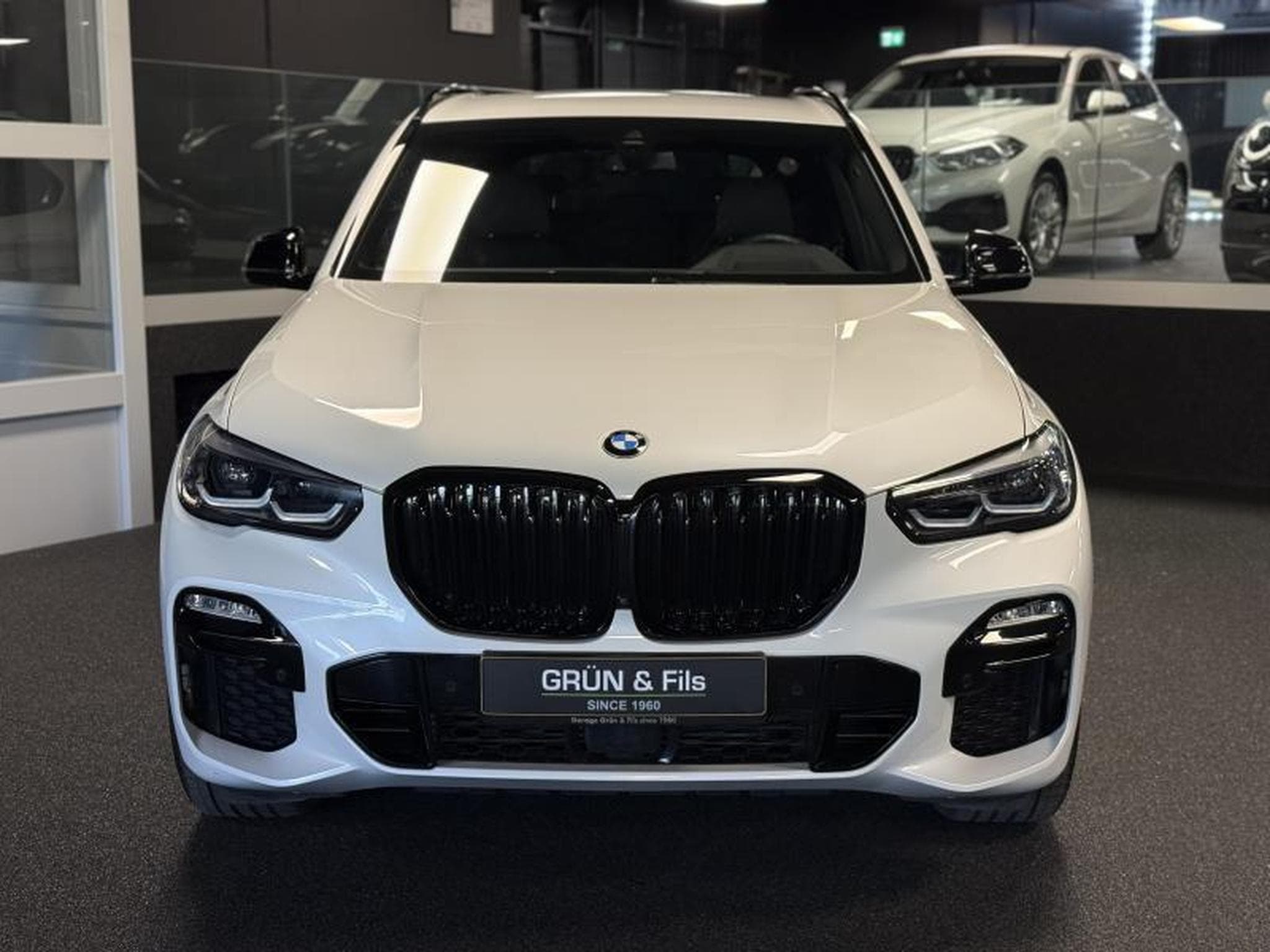 BMW X5 30d xDrive M Sport (2019) - Photo 2