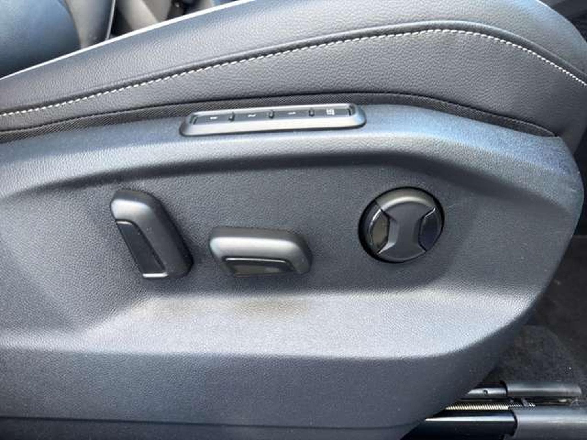 VW Tiguan R-Line 4Motion/AHK/ACC/Pano/StandHzg (2023) - Photo 14