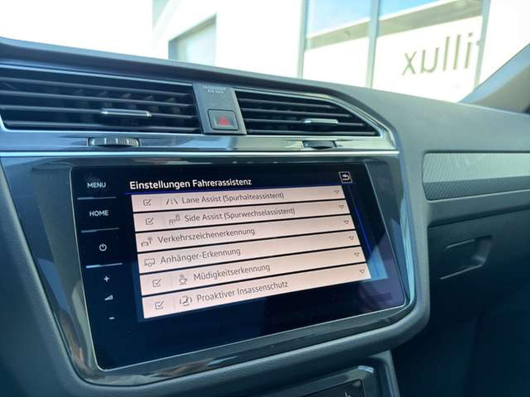 VW Tiguan R-Line 4Motion/AHK/ACC/Pano/StandHzg (2023) - Photo 20