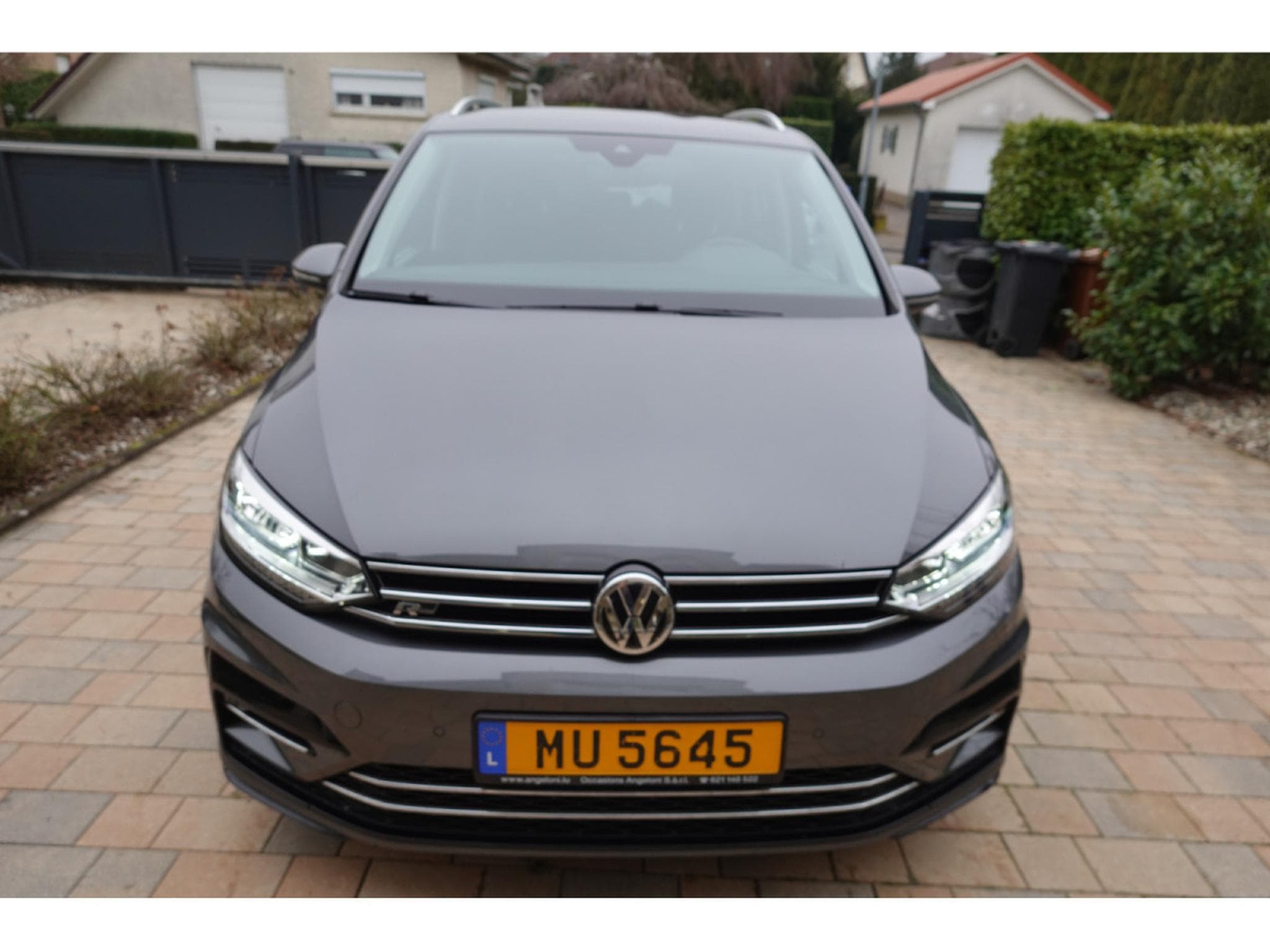 VW Touran 2.0 TDI HIGHLINE 150 DSG R-LINE (2018) - Photo 16