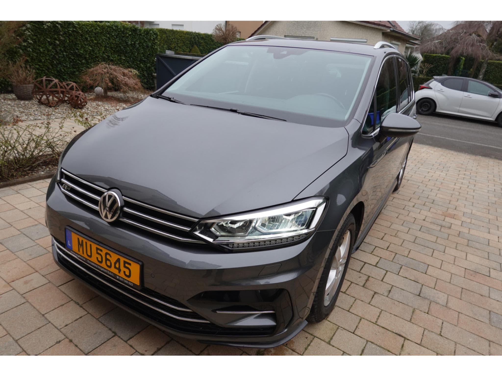 VW Touran 2.0 TDI HIGHLINE 150 DSG R-LINE (2018) - Photo 17
