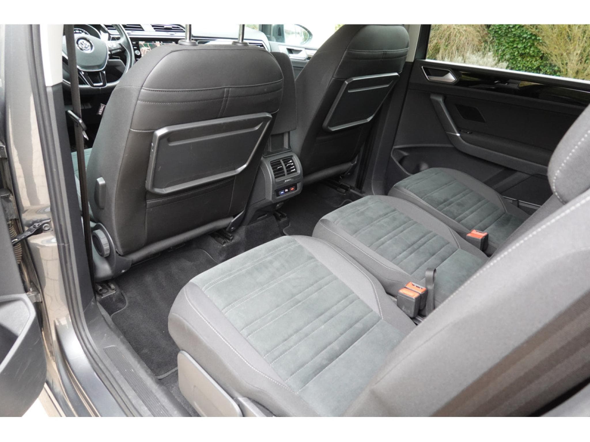 VW Touran 2.0 TDI HIGHLINE 150 DSG R-LINE (2018) - Photo 7