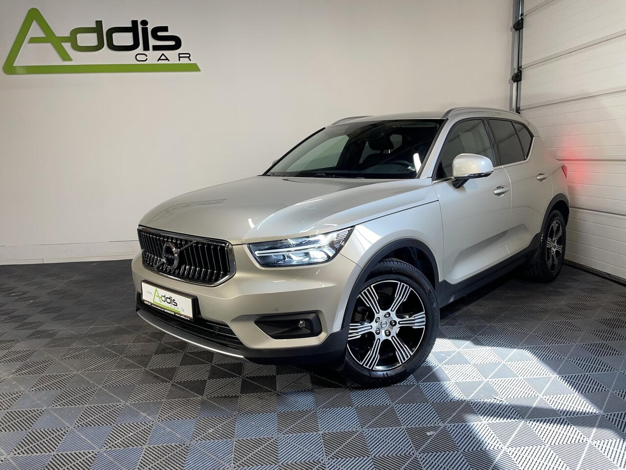 Volvo XC40 2.0 D3 150 CV GEARTRONIC INSCRIPTION GPS (2019) - Foto 1