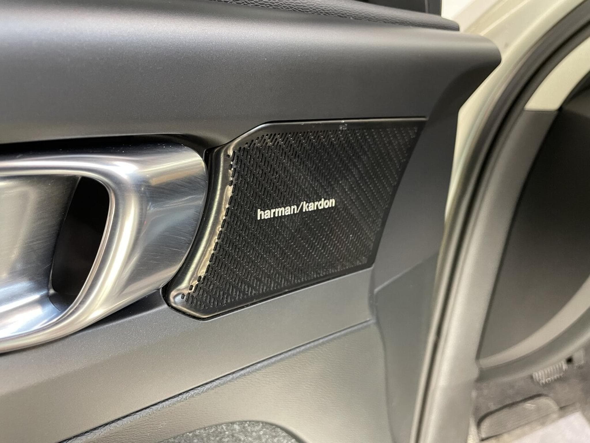 Volvo XC40 2.0 D3 150 CV GEARTRONIC INSCRIPTION GPS (2019) - Foto 8