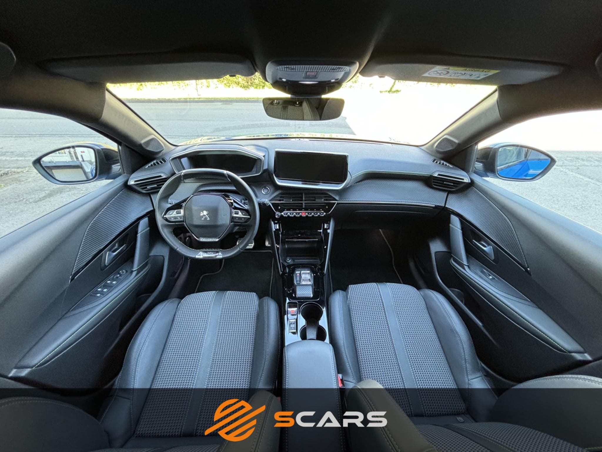 Peugeot 208 E GT 136cv (2023) - Foto 12