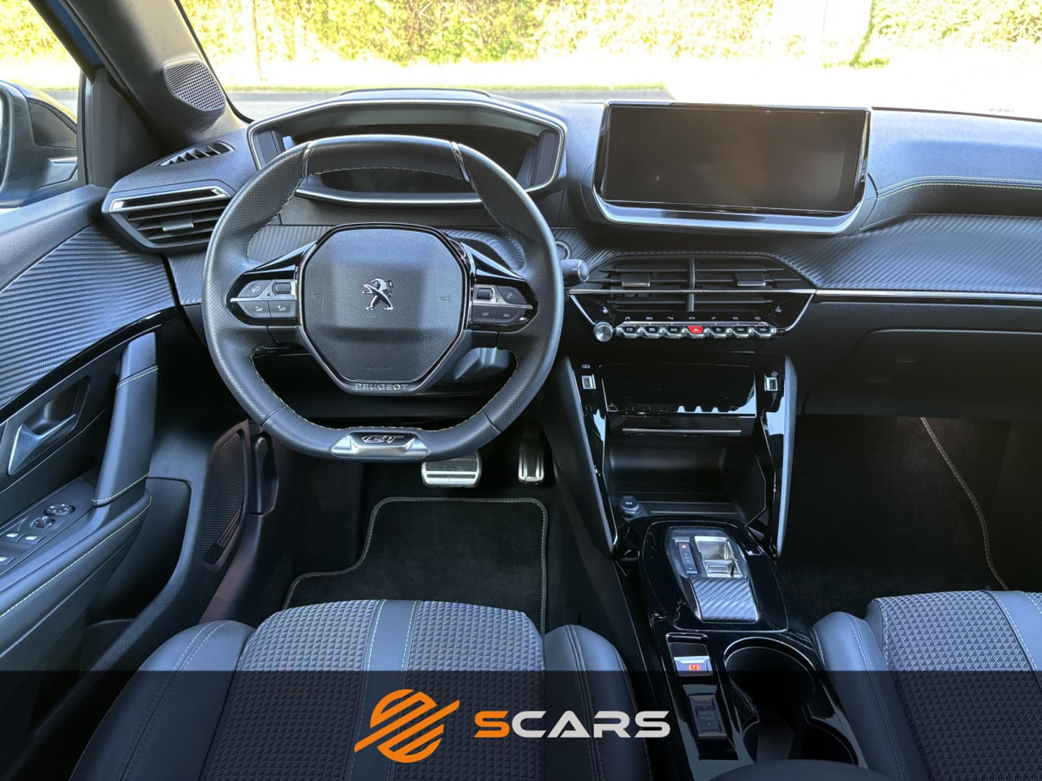 Peugeot 208 E GT 136cv (2023) - Foto 13