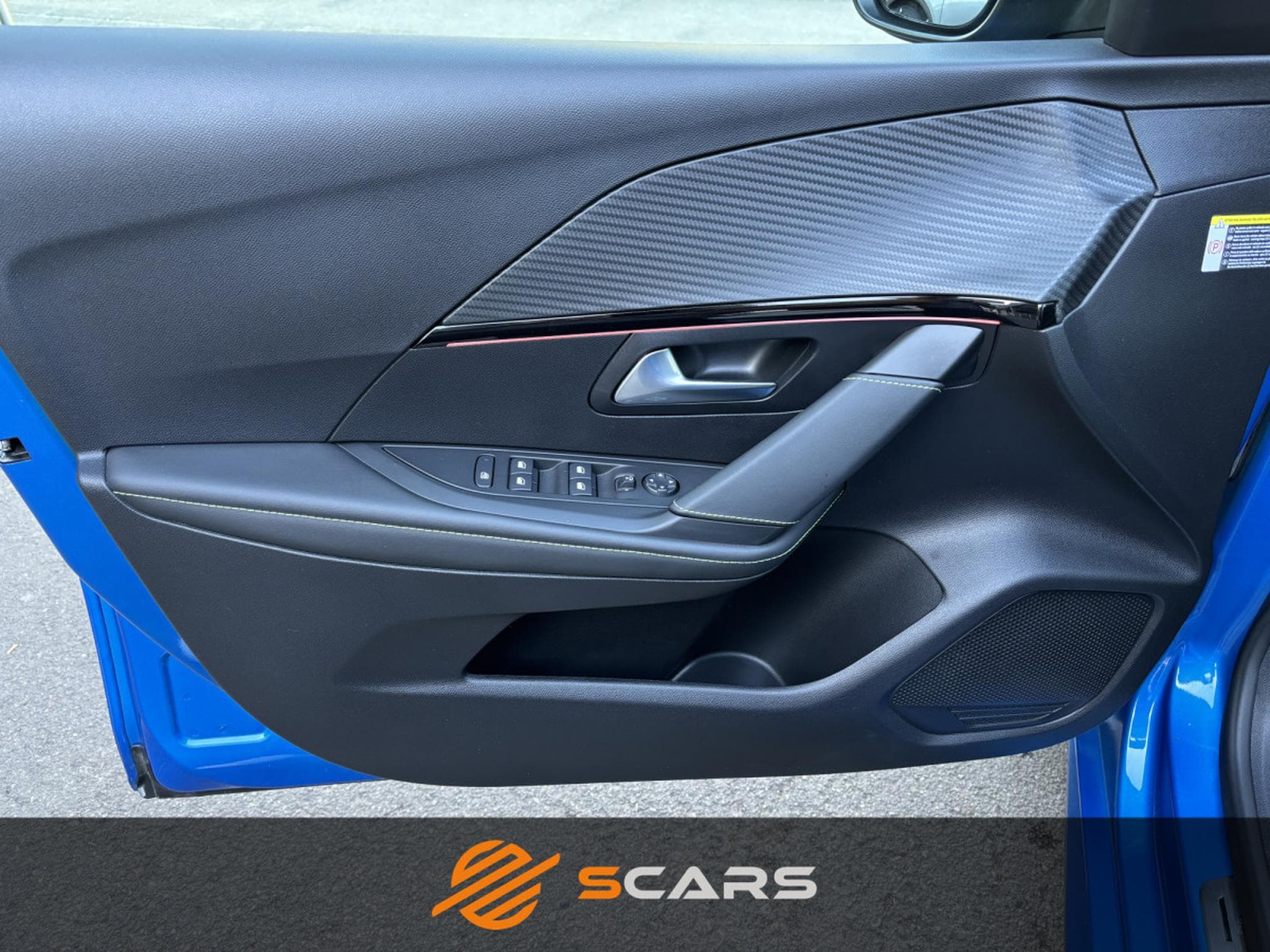 Peugeot 208 E GT 136cv (2023) - Foto 15