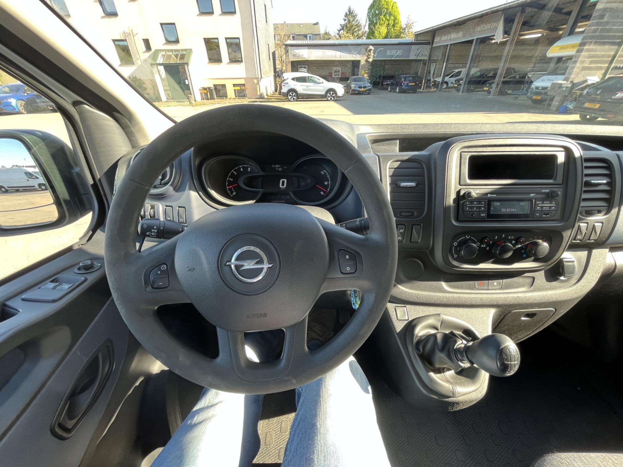 Opel Vivaro 1.6cdti 95cv L1H1 Euro6 Clim Camera PDC Armoires Wurth (2019) - Foto 13