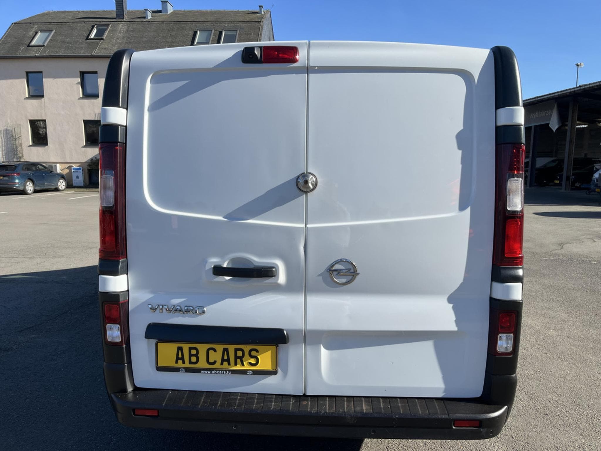 Opel Vivaro 1.6cdti 95cv L1H1 Euro6 Clim Camera PDC Armoires Wurth (2019) - Foto 5