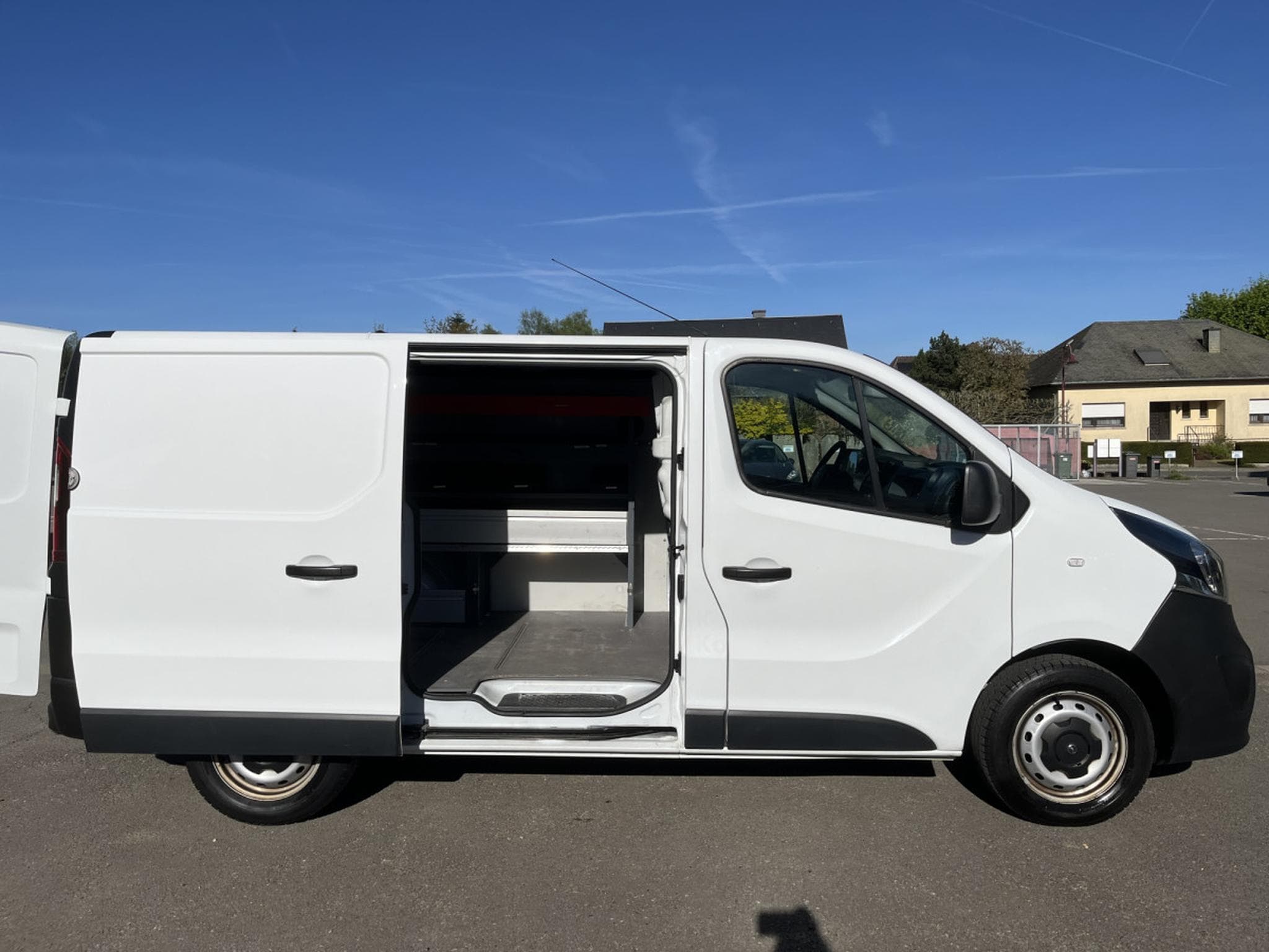 Opel Vivaro 1.6cdti 95cv L1H1 Euro6 Clim Camera PDC Armoires Wurth (2019) - Foto 7