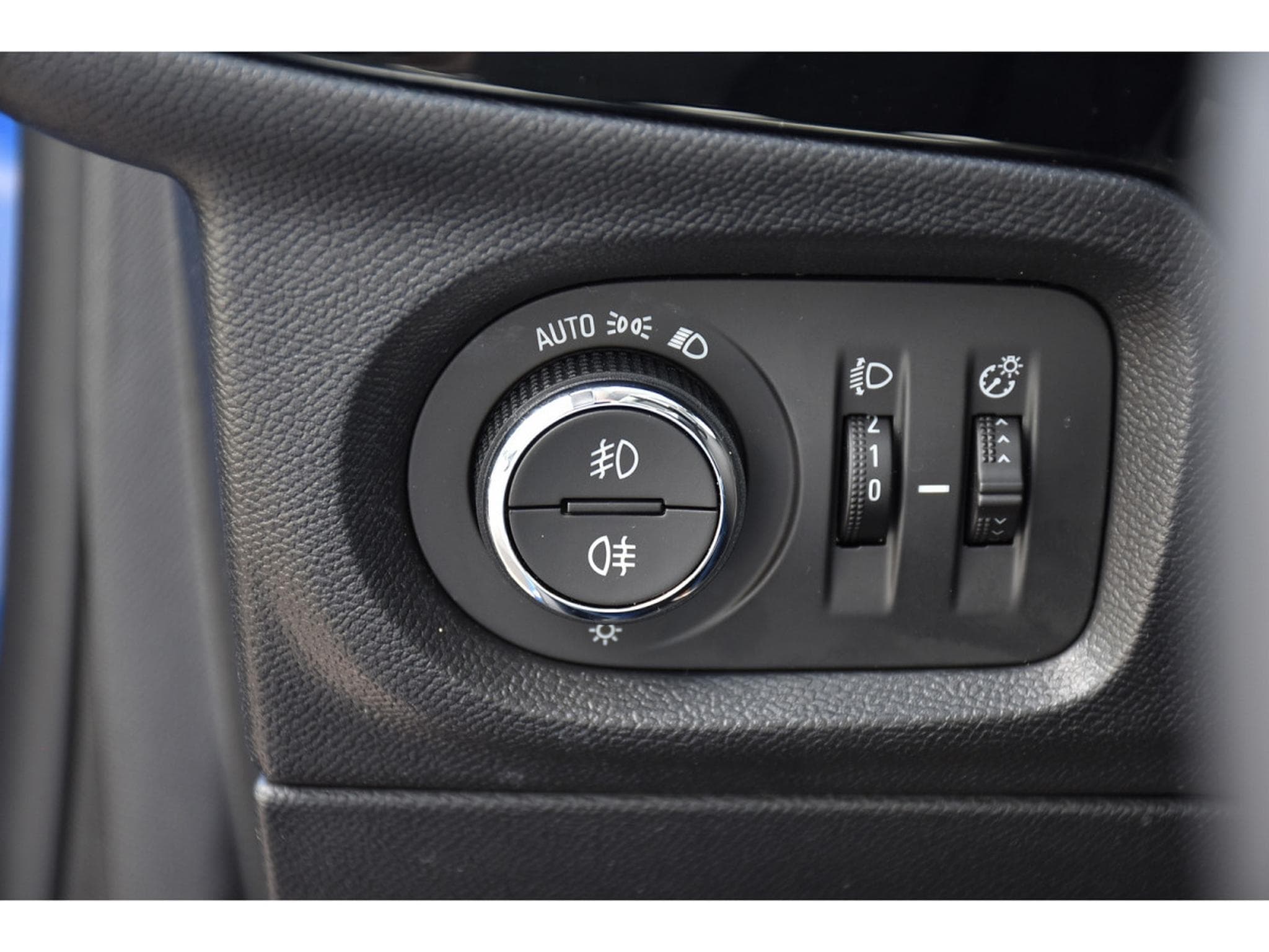 Opel Corsa 1.2 Turbo Edition AT8 REGUL LANE SIDE CAM 1° MAIN (2025) - Foto 18