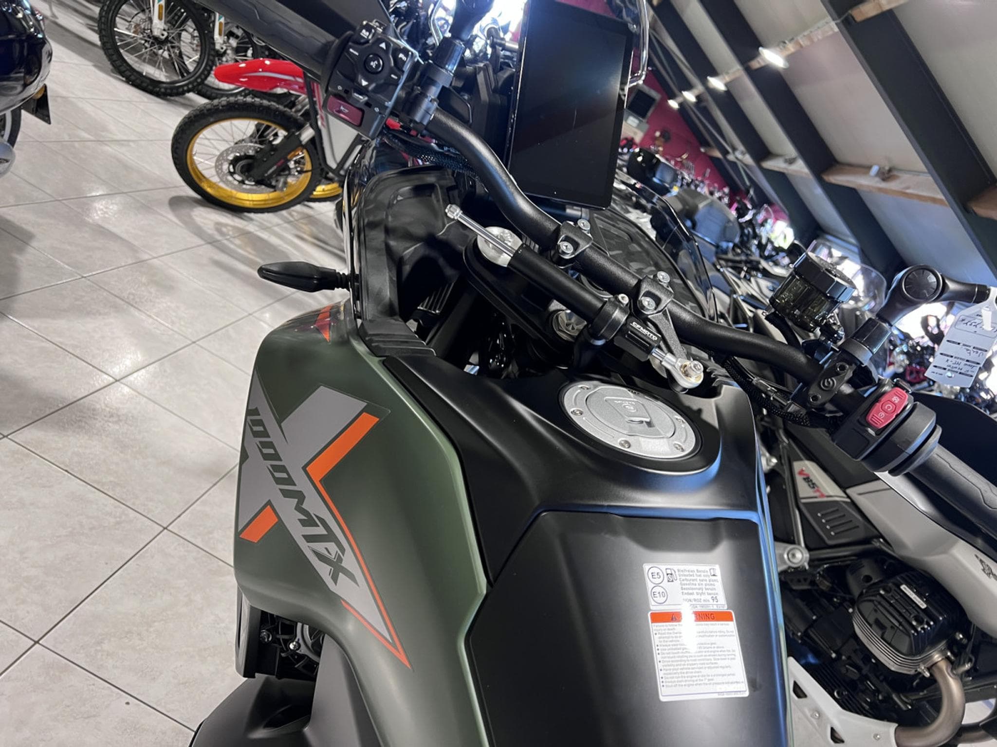 CF Moto 1000 MT-X (2026) - Photo 5