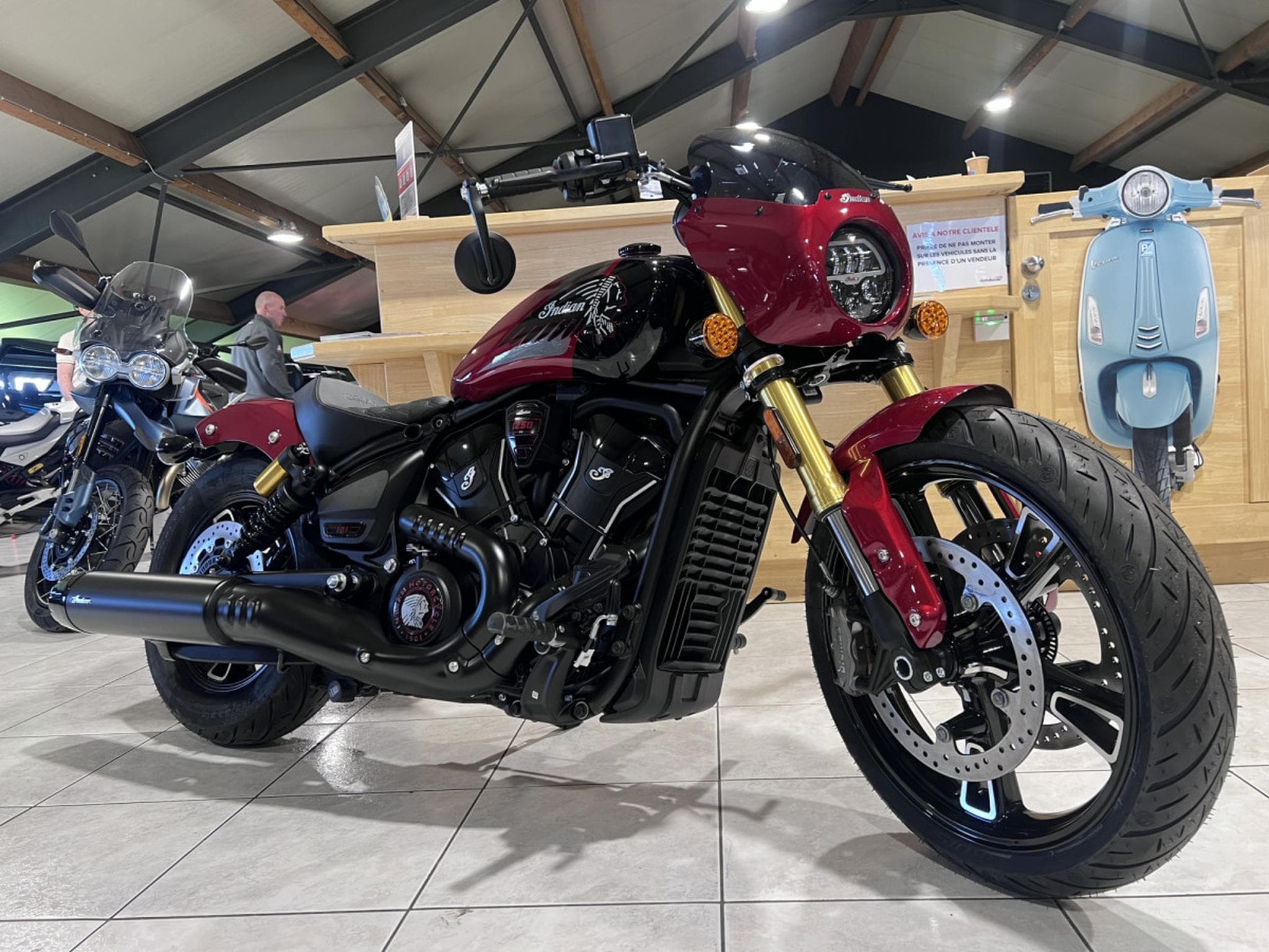 Indian 101 Scout Sunset Red Metallic with Graphics (2026) - Photo 1