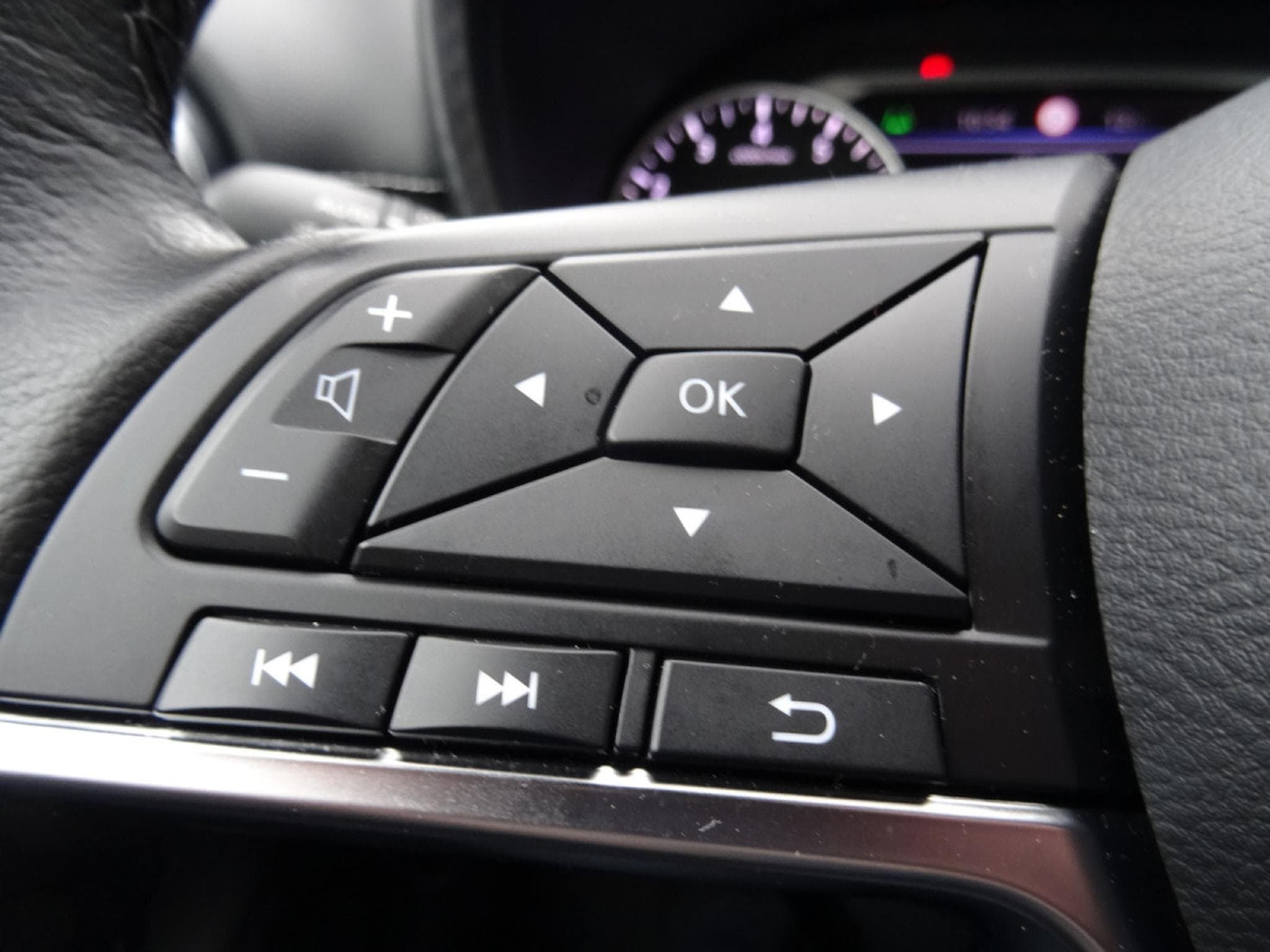 Nissan Juke 1.0 N- CONNECTA + Park & Ride Pack (2024) - Photo 15