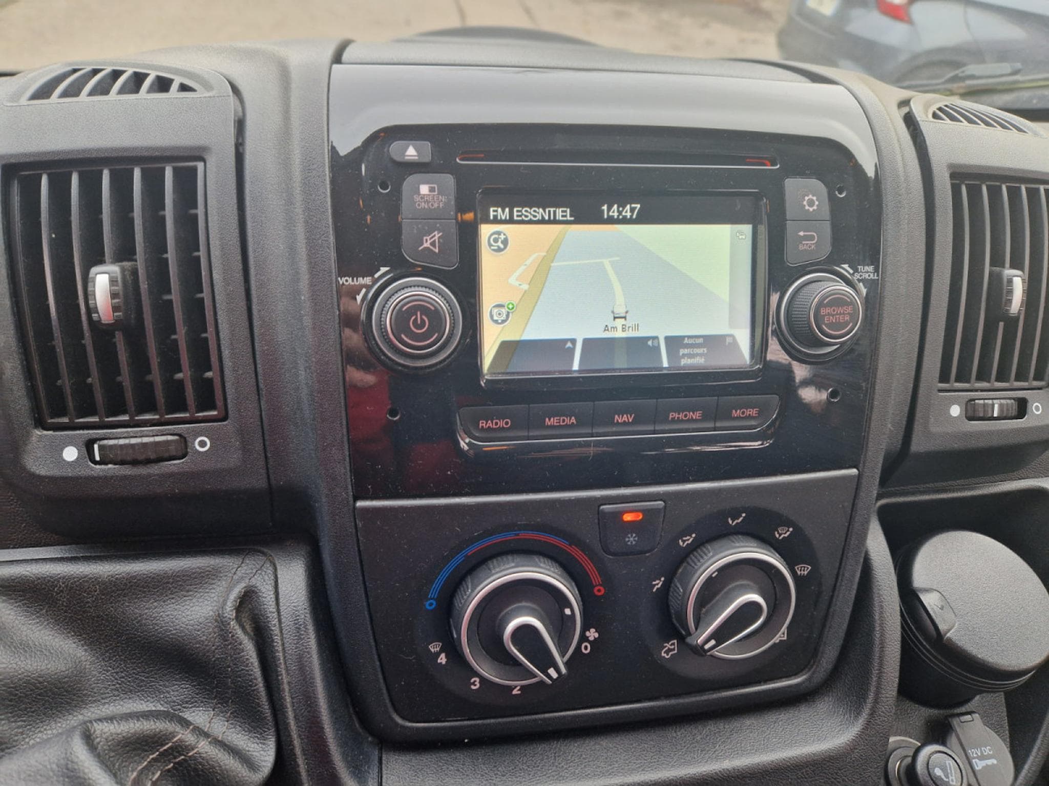 Peugeot Boxer 2.0 Hdi 130 CV Double Cabine 6 Places Garantie 12 Mois (2016) - Foto 12