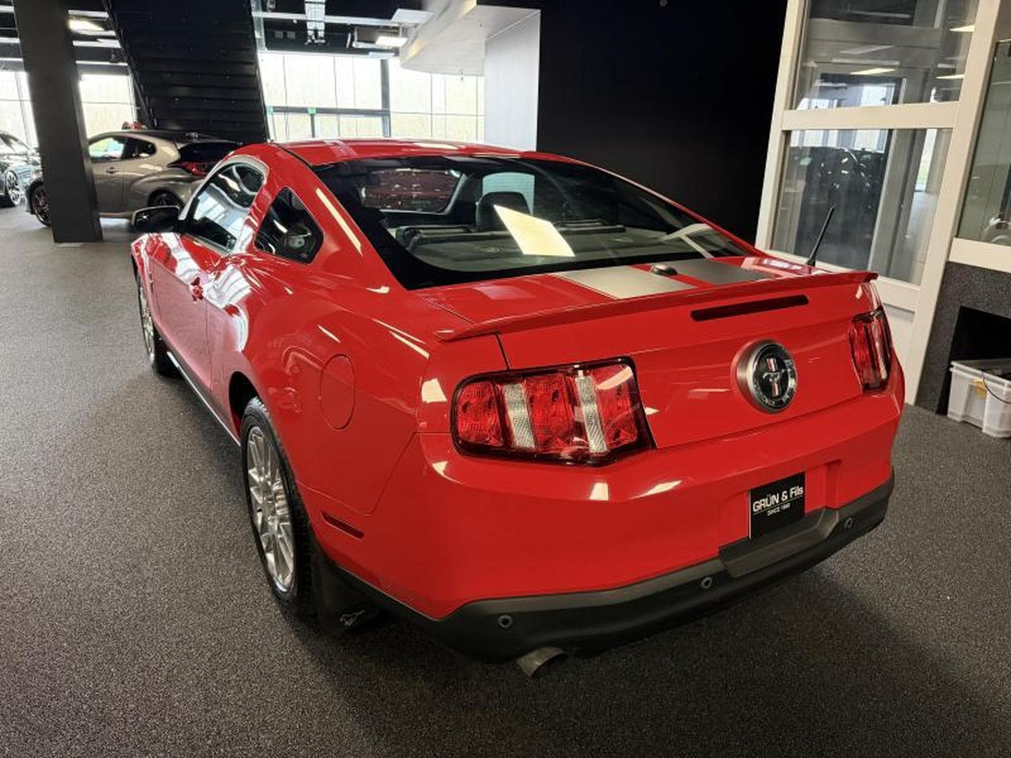 Ford Mustang 3.7 V6 COUPE (2012) - Foto 5