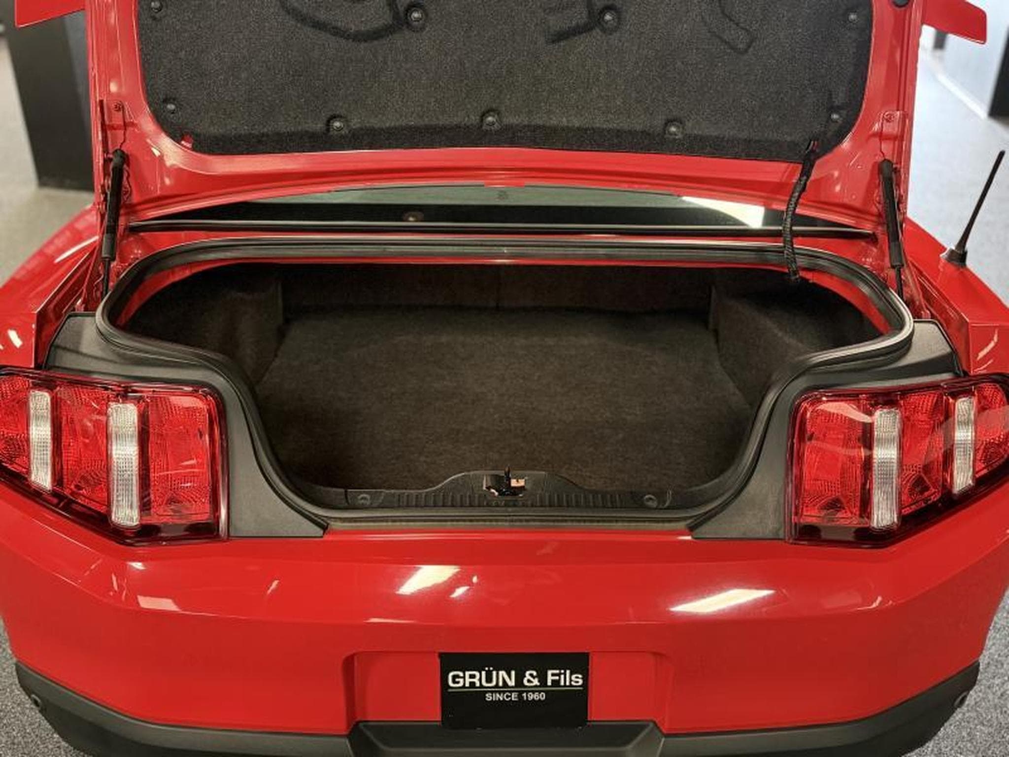 Ford Mustang 3.7 V6 COUPE (2012) - Foto 7