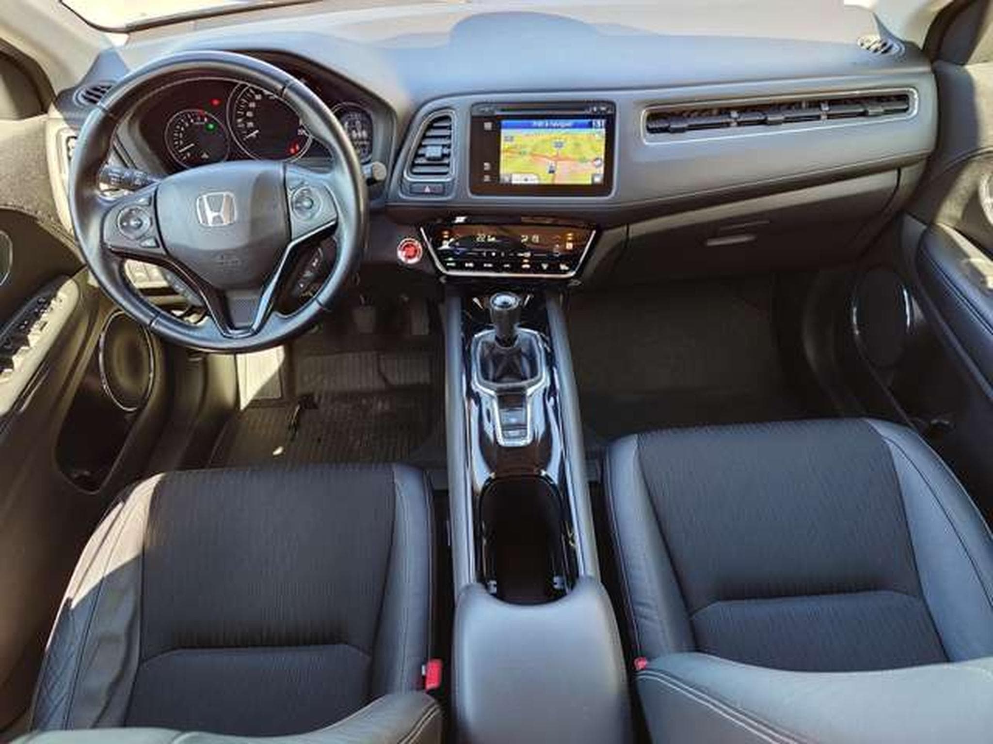 Honda HR-V HR-V 1.5i-VTEC Executive 130 PS (2021) - Photo 8