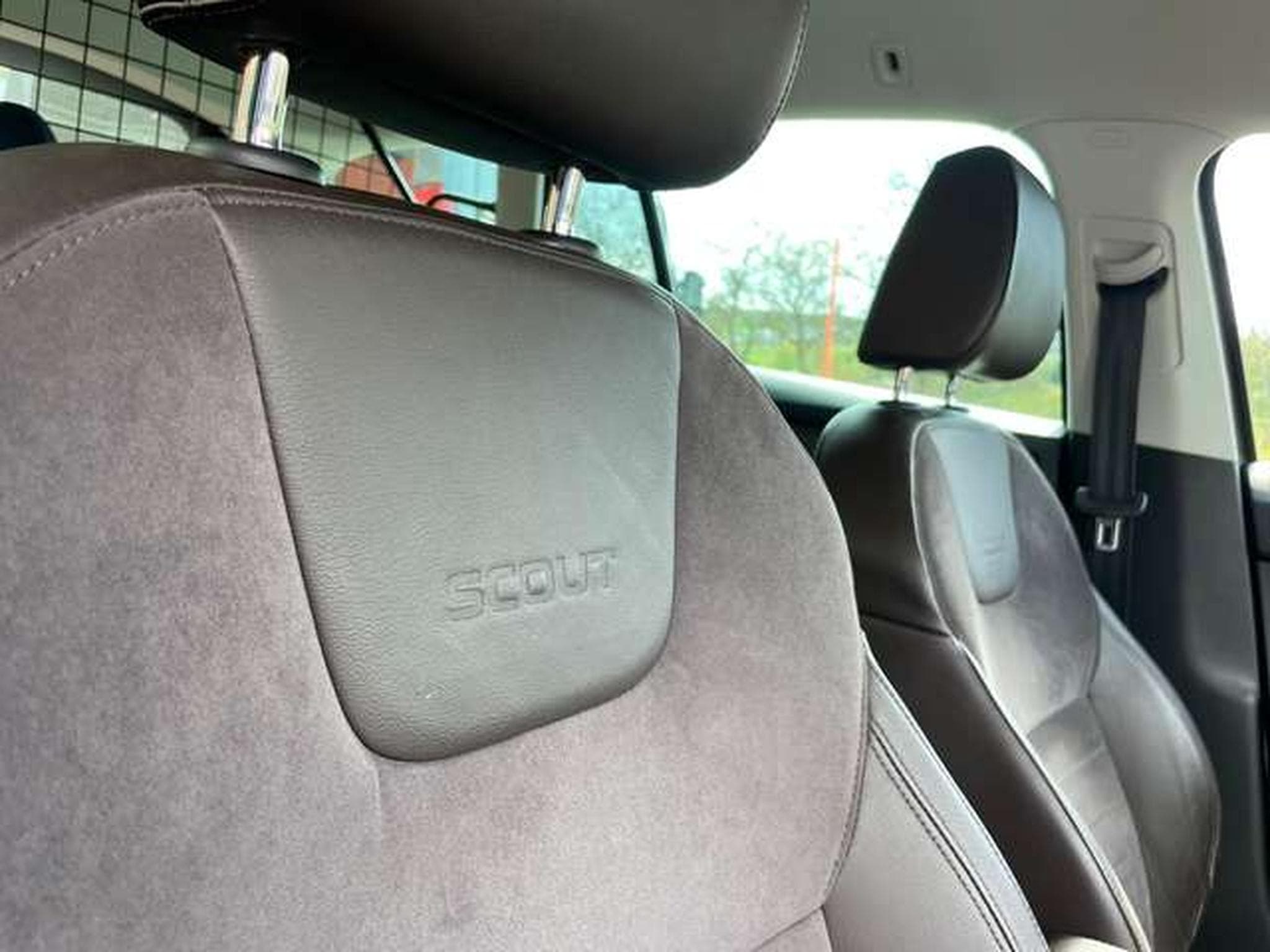 Skoda Octavia SCOUT break 2.0 TDI 4x4 DSG (2015) - Photo 12