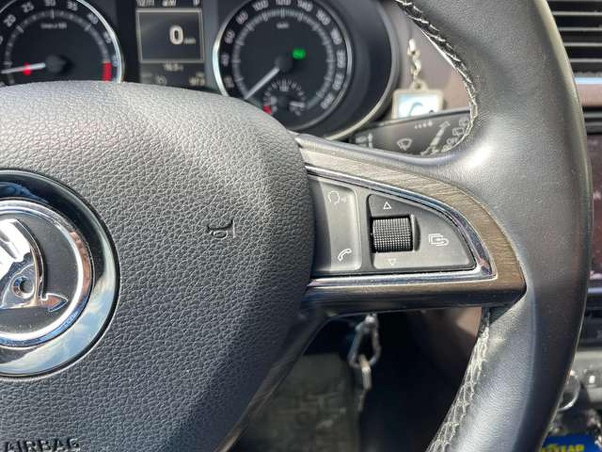 Skoda Octavia SCOUT break 2.0 TDI 4x4 DSG (2015) - Photo 18