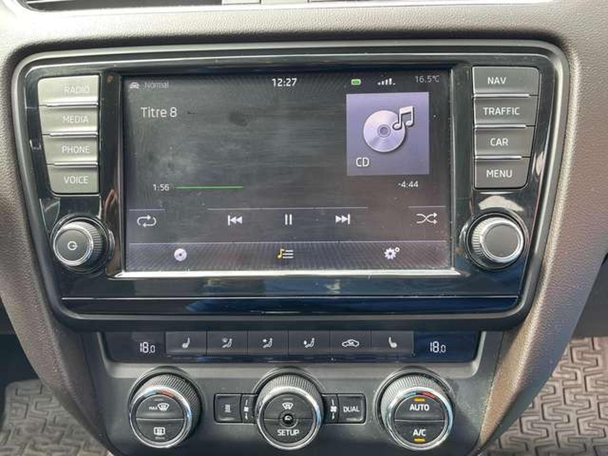 Skoda Octavia SCOUT break 2.0 TDI 4x4 DSG (2015) - Photo 22