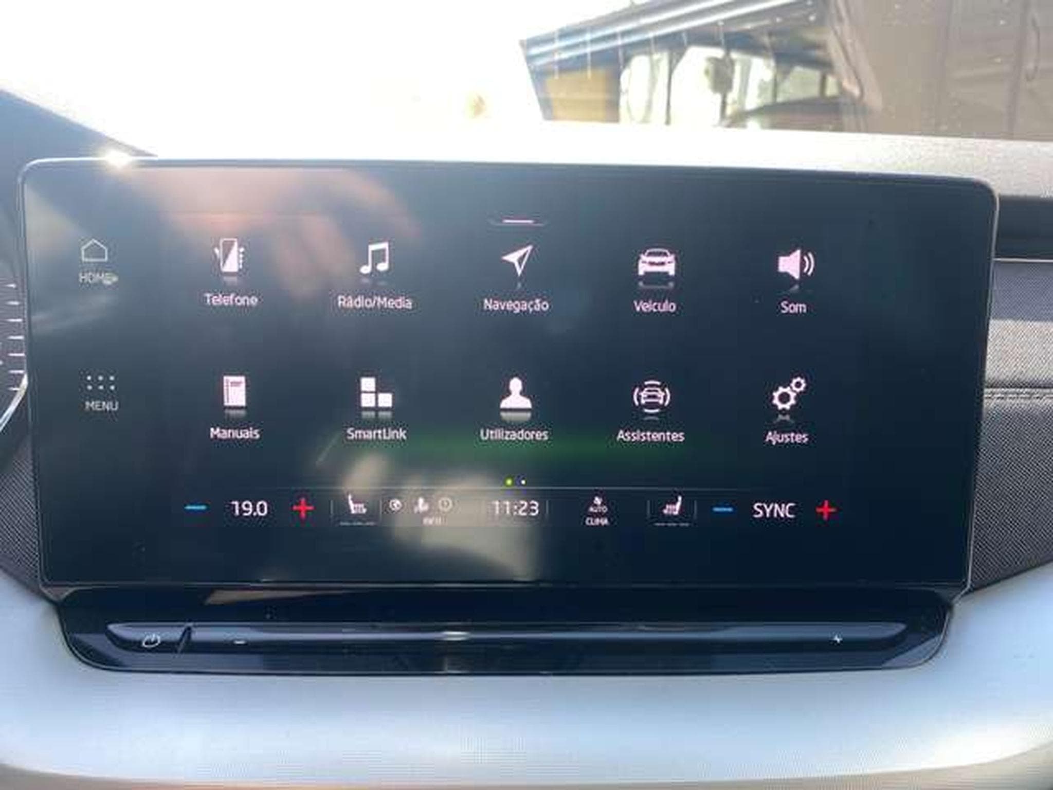 Skoda Octavia Octavia Combi 2.0 TDI DSG Edition Plus (2024) - Photo 15