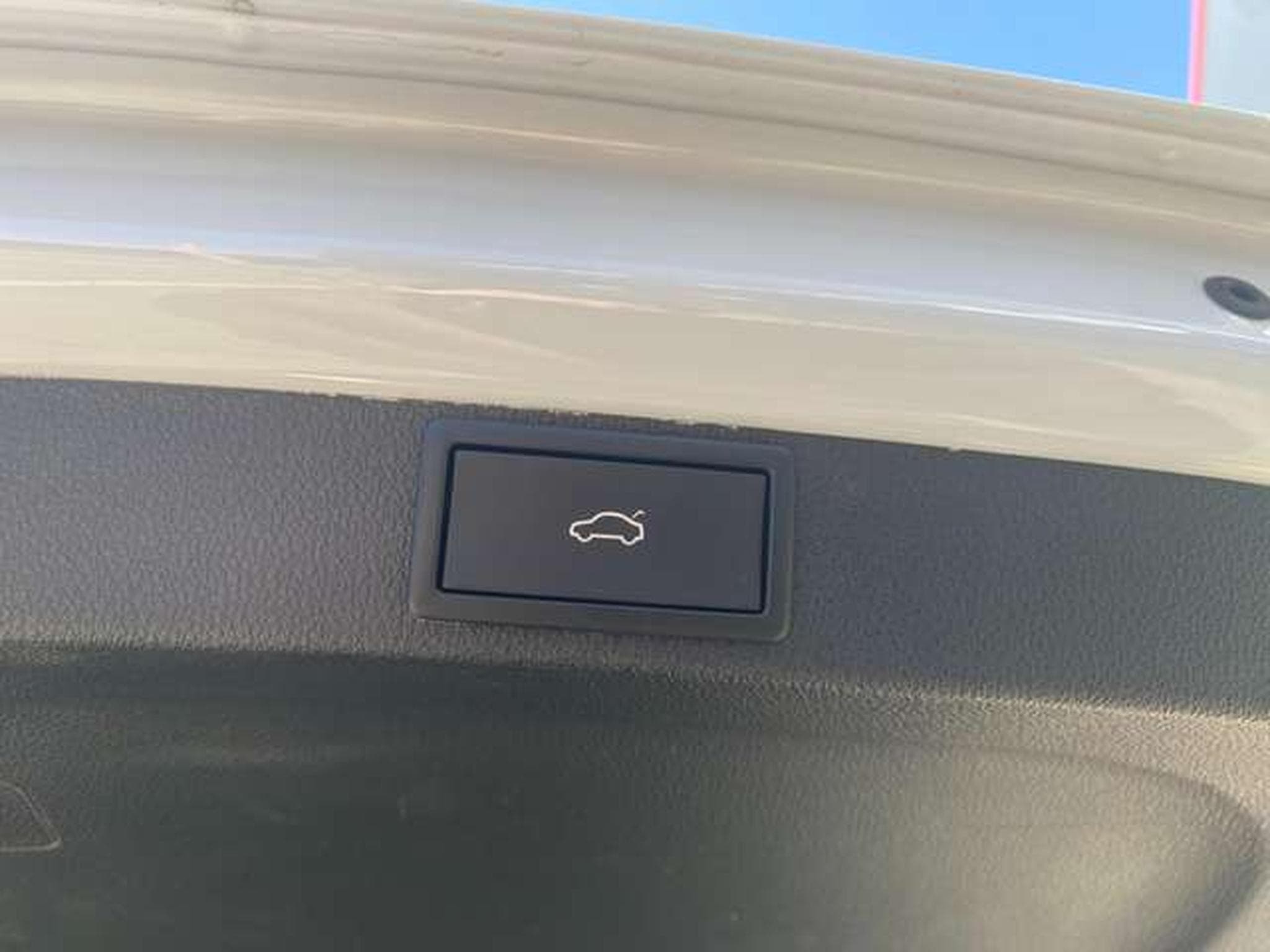 Skoda Octavia Octavia Combi 2.0 TDI DSG Edition Plus (2024) - Photo 20