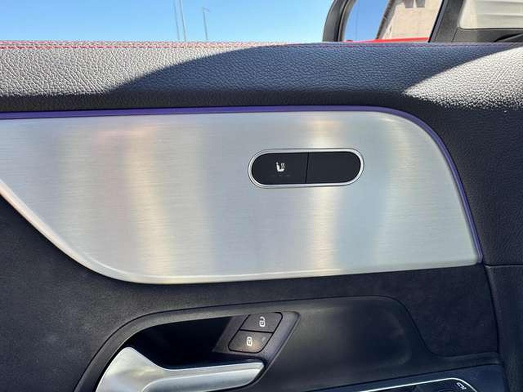 Mercedes EQA EQA 350 4Matic AMG Line / garantie Mercedes  06/29 (2023) - Photo 16