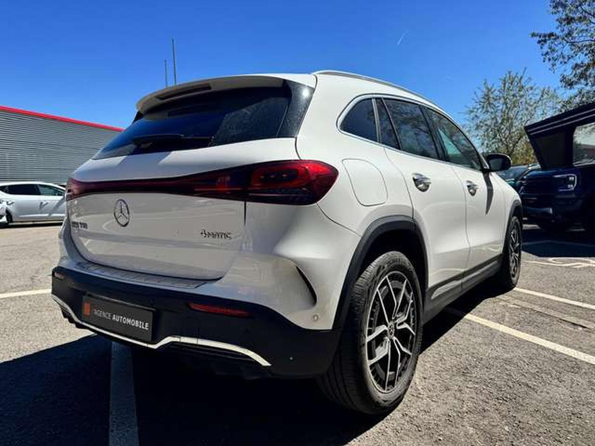 Mercedes EQA EQA 350 4Matic AMG Line / garantie Mercedes  06/29 (2023) - Photo 7