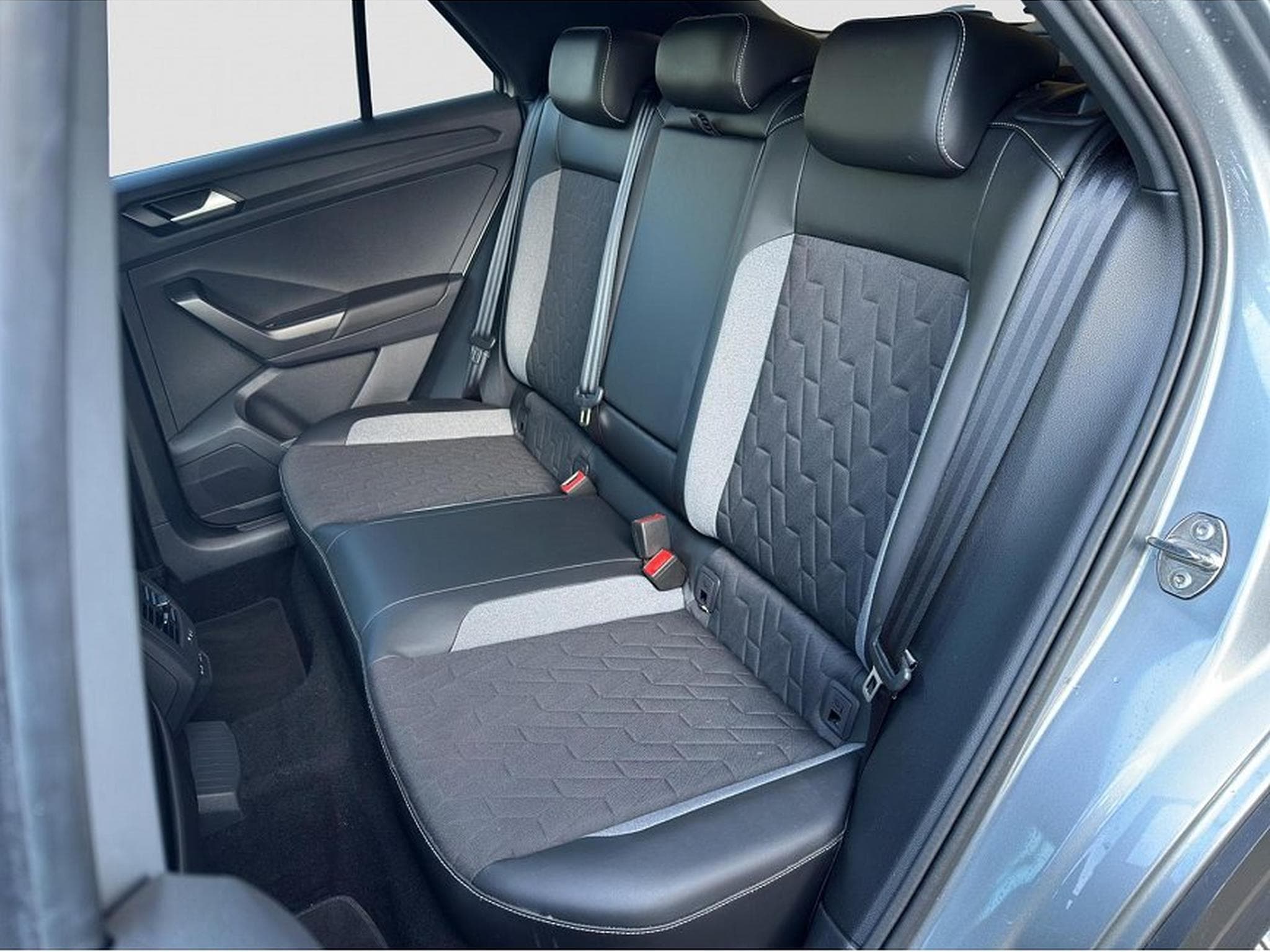 VW T-Roc (2025) - Foto 17